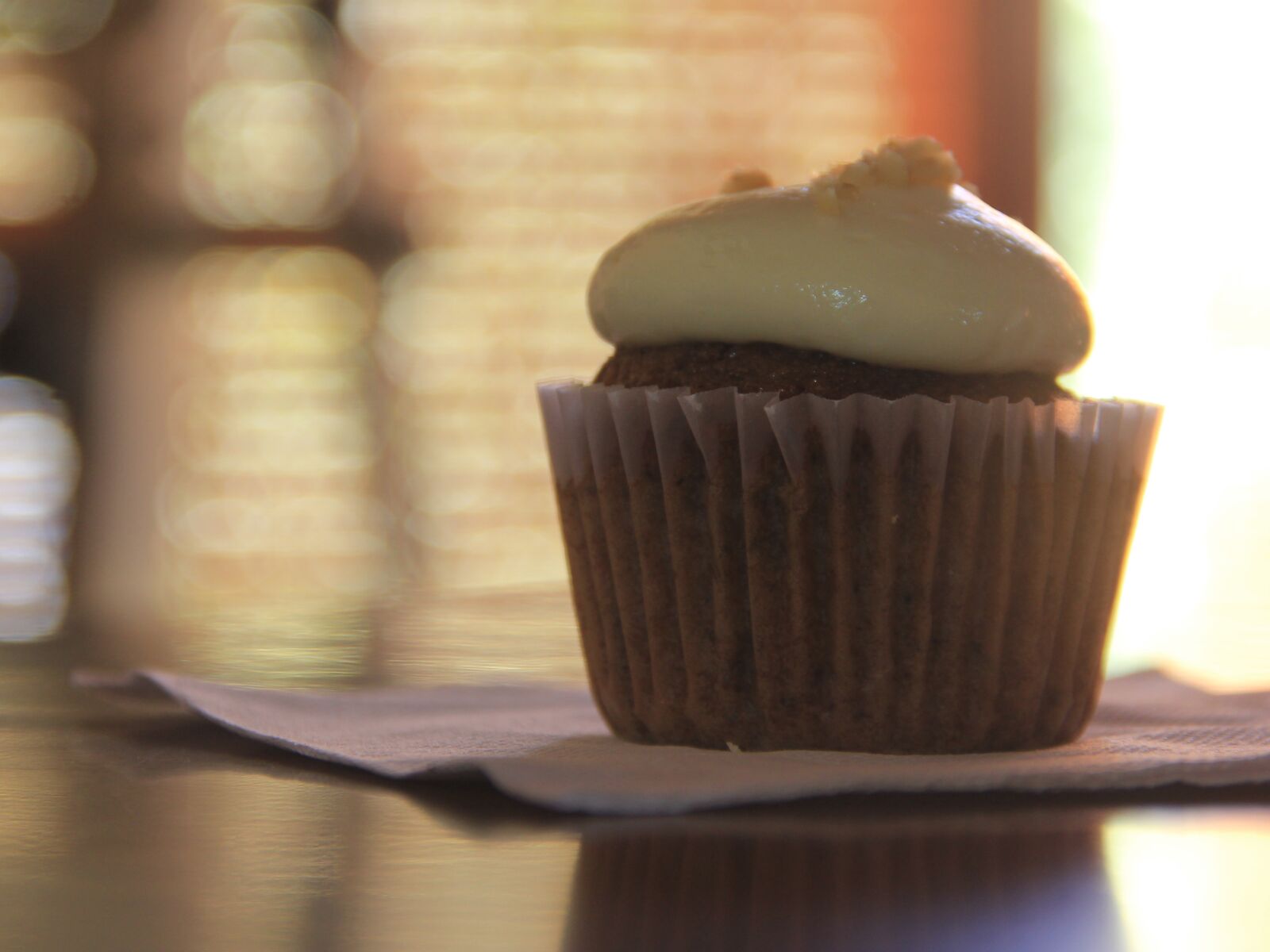 Canon EOS 60D sample photo. Cupcake, sweet, dessert photography