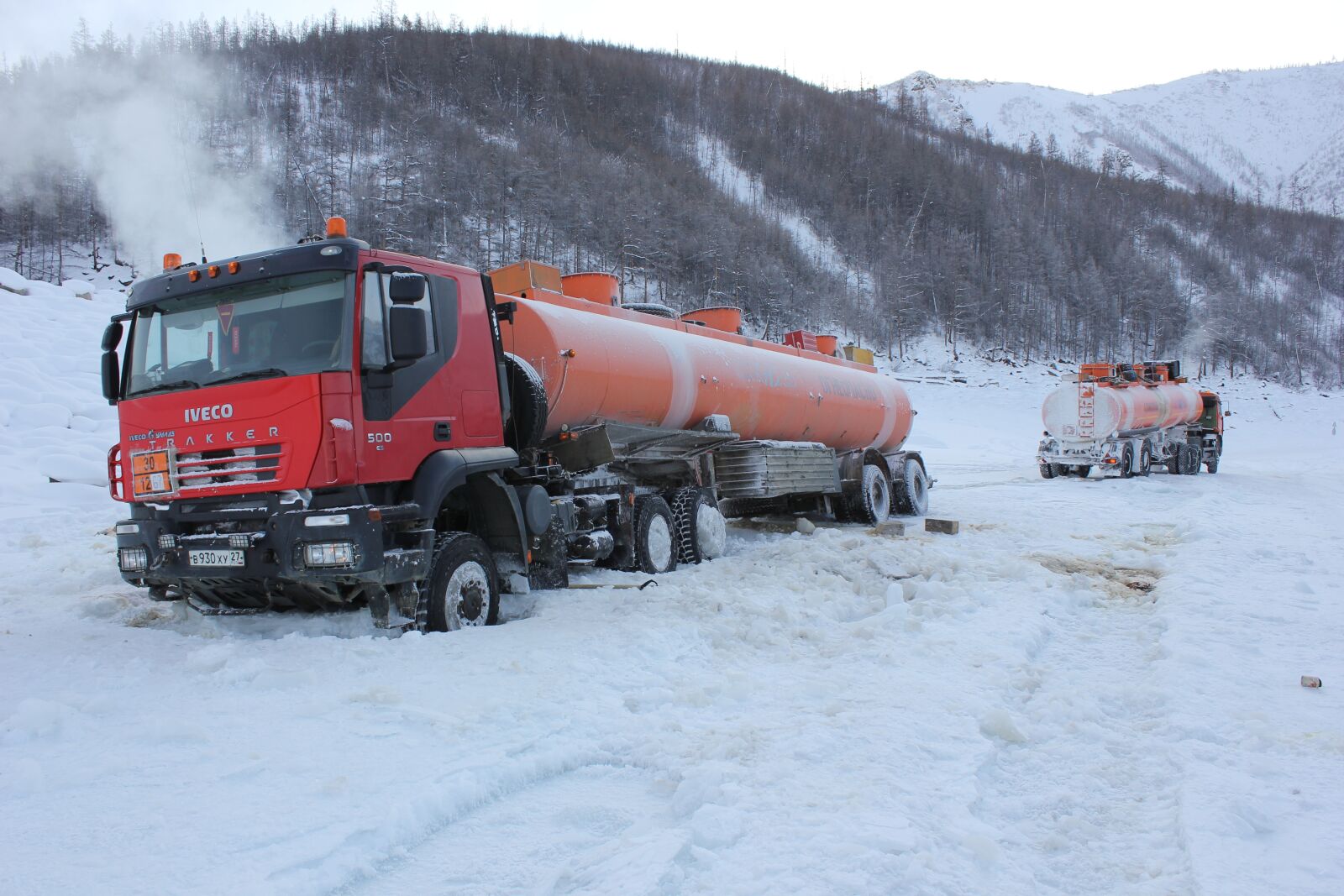 Canon EOS 550D (EOS Rebel T2i / EOS Kiss X4) sample photo. Russia, siberia, ice photography
