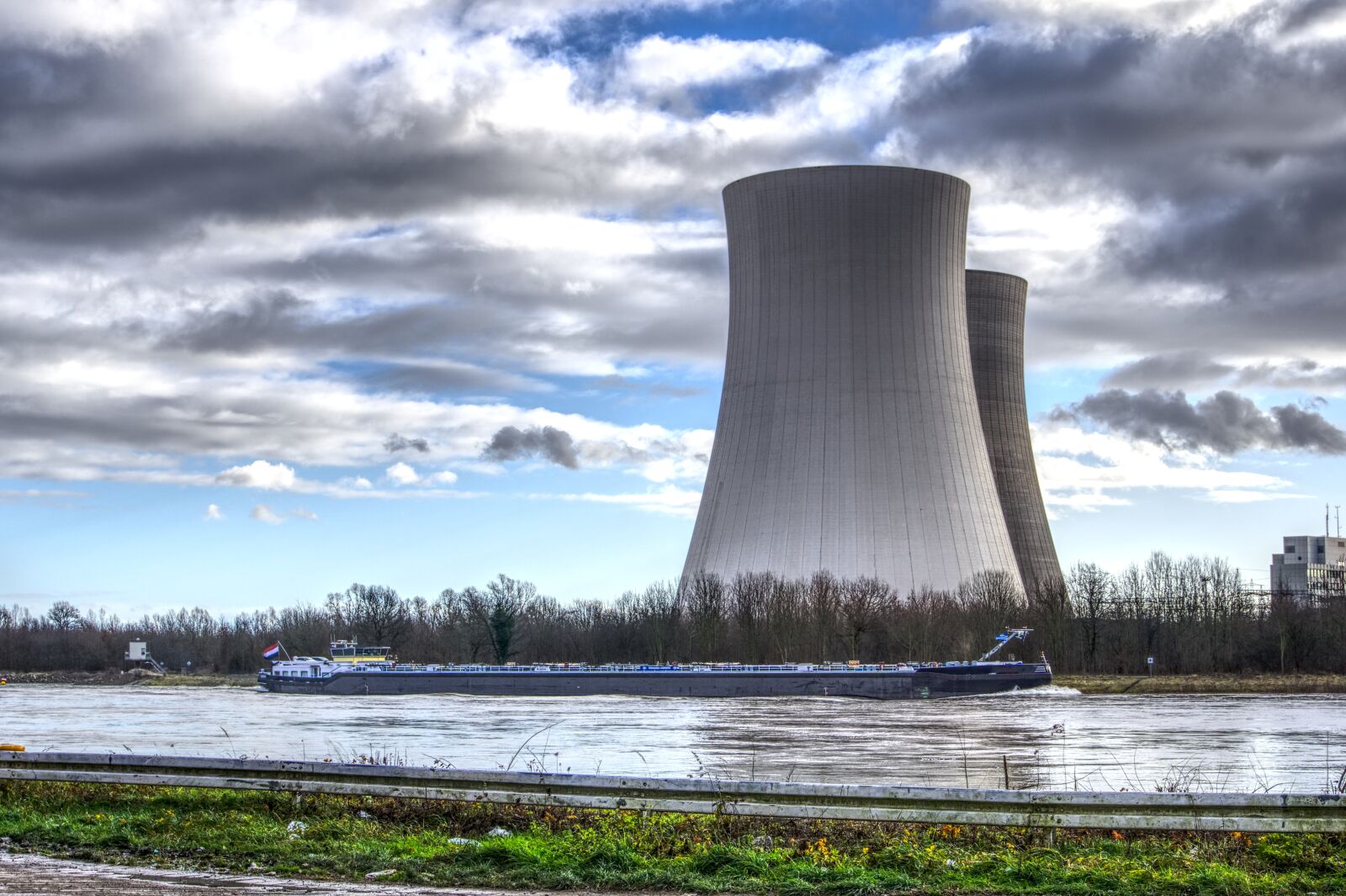 Sony a6000 sample photo. Nuclear power, energy, current photography