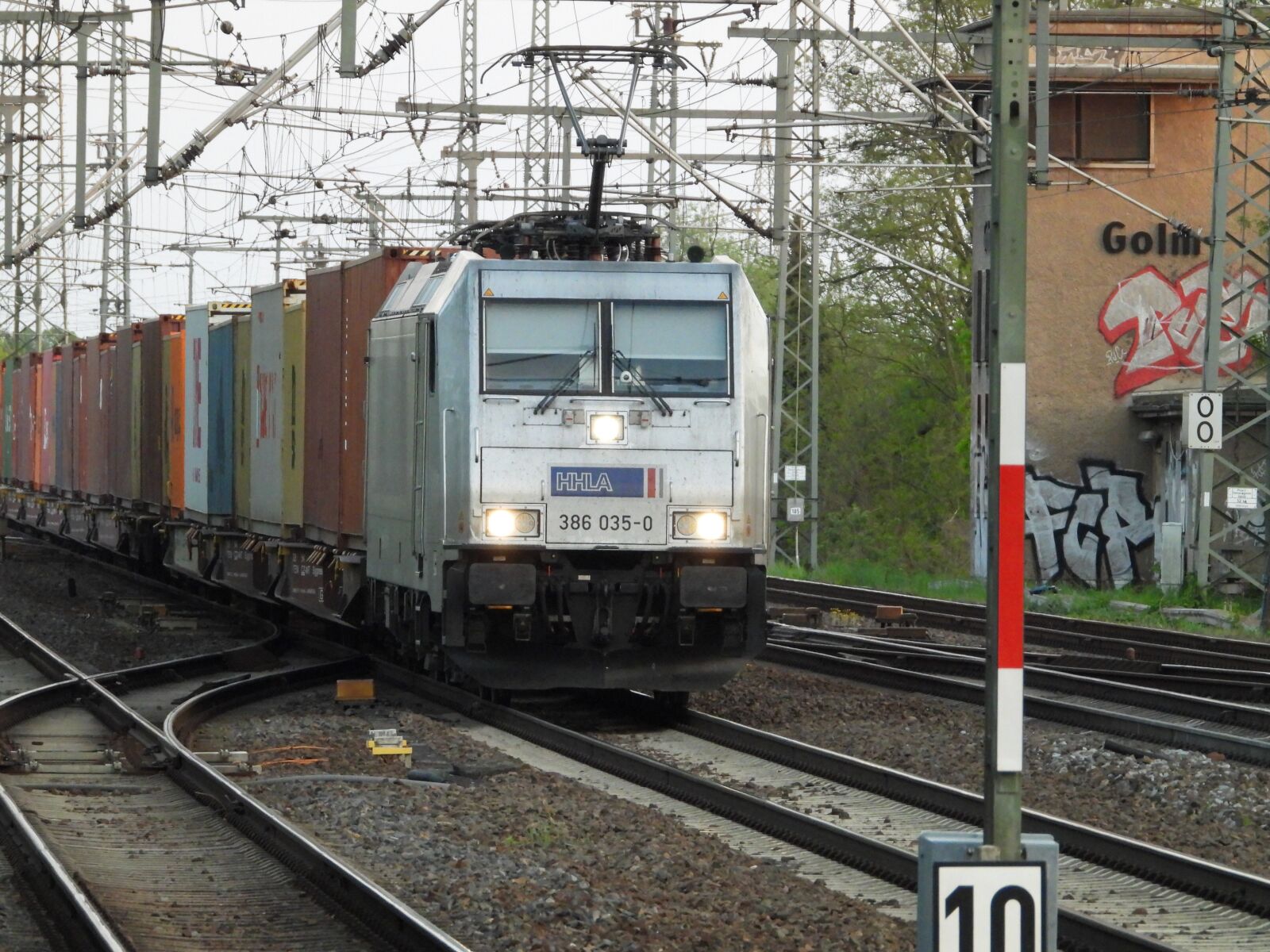 Nikon Coolpix P1000 sample photo. Freight train, loco, e-lok photography