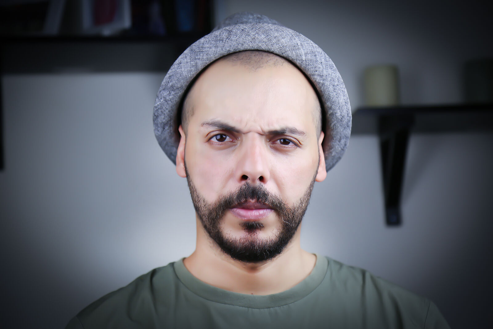 Canon EF 24-105mm F4L IS USM sample photo. Angry, beard, blur, close photography