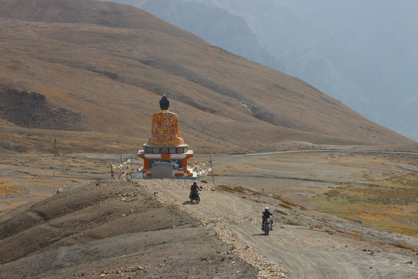 Canon EOS 600D (Rebel EOS T3i / EOS Kiss X5) sample photo. Sky, travel, buddha photography