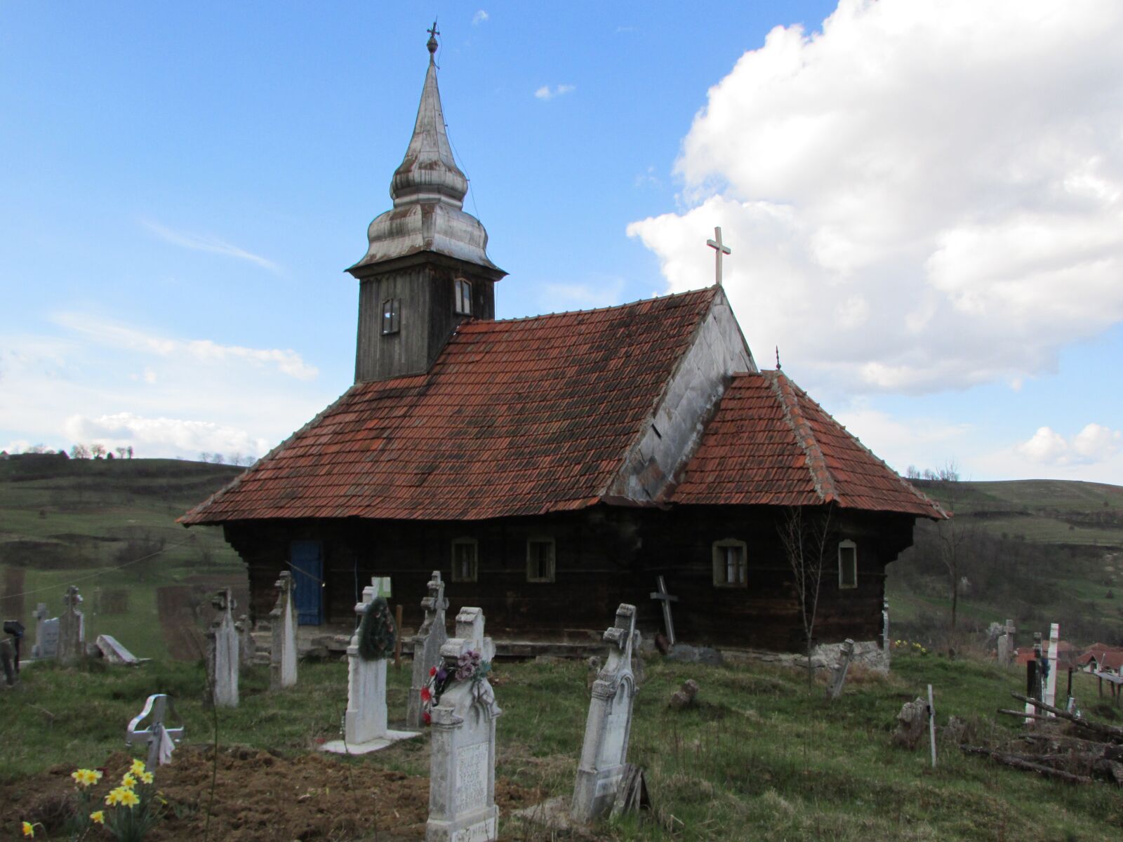 Canon PowerShot SX500 IS sample photo. Wooden church, crisana, transylvania photography