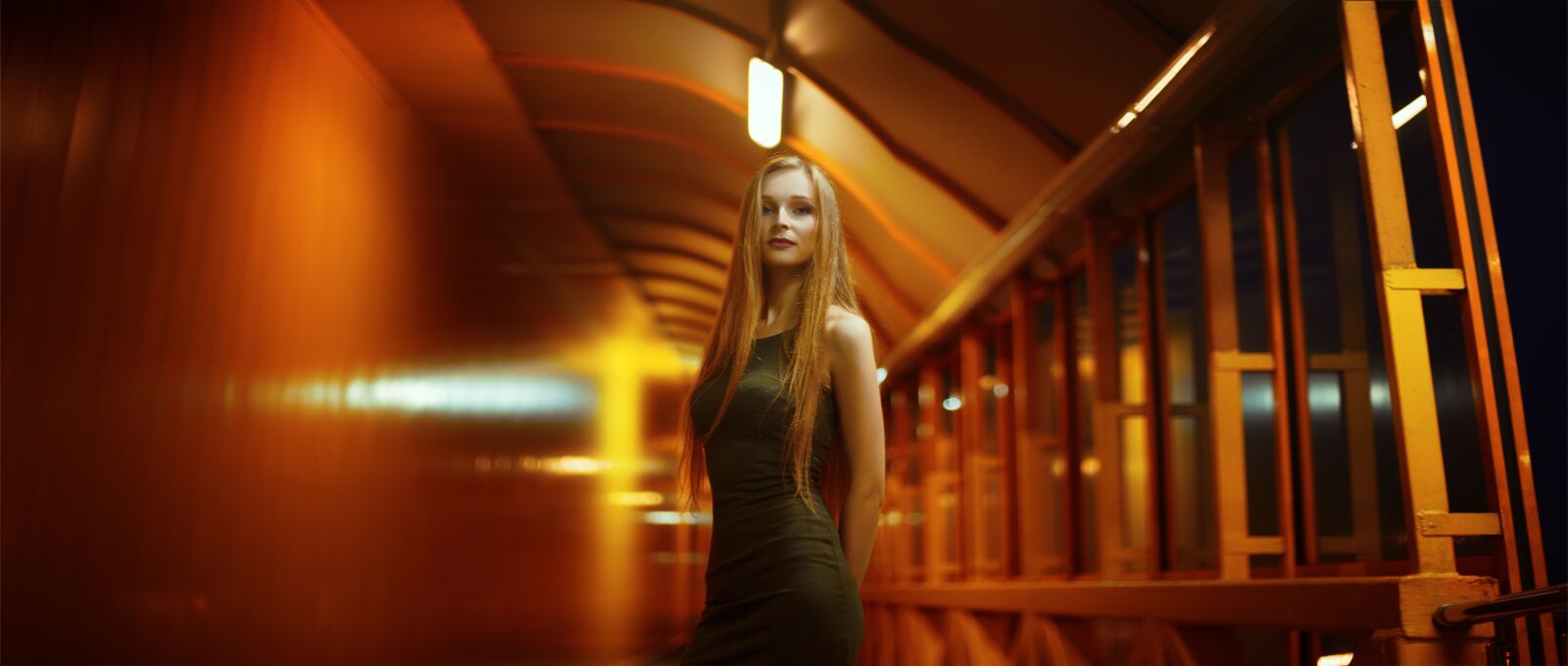 Canon EOS 5D Mark III sample photo. Nice dress, glamorous, girl photography