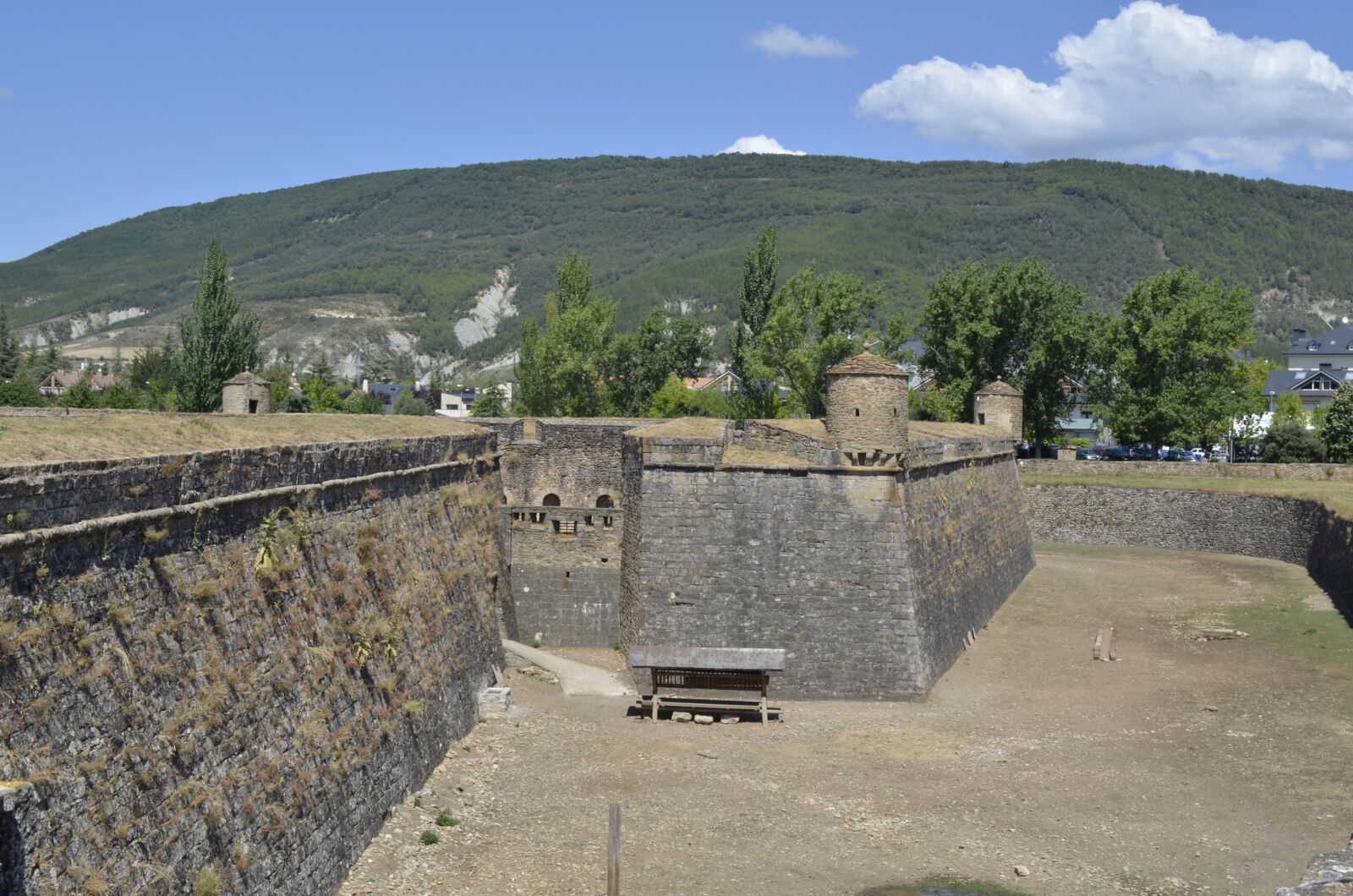 Nikon D5100 sample photo. Fortress, military, pit photography