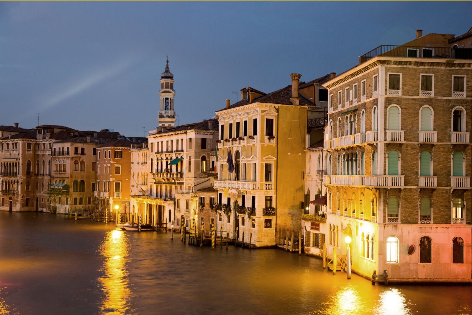 Canon EOS 5D Mark III sample photo. Channel, venice, italy photography