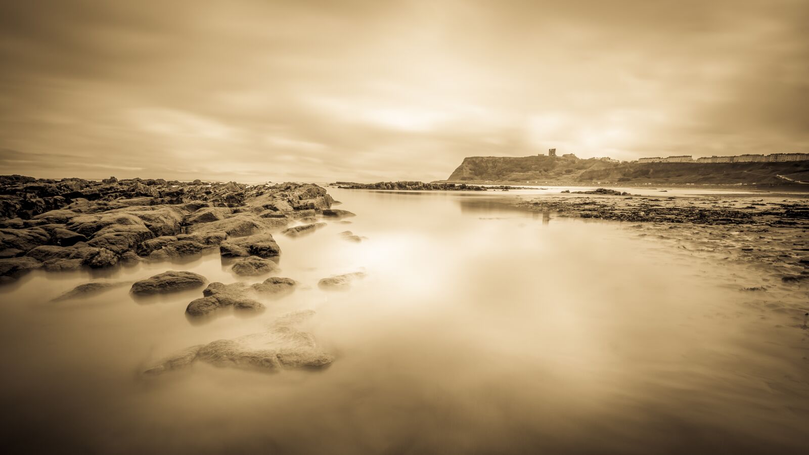 Nikon D7100 sample photo. Scarborough, yorkshire, coast photography