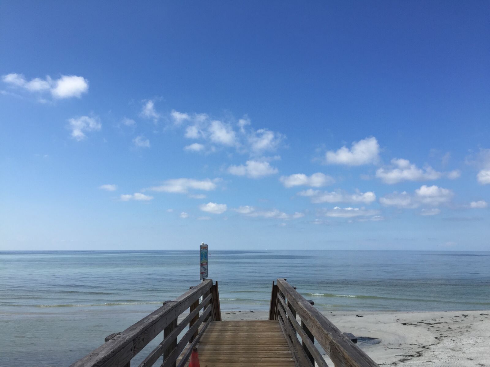 iPhone 6 back camera 4.15mm f/2.2 sample photo. Dock, ocean, pier photography