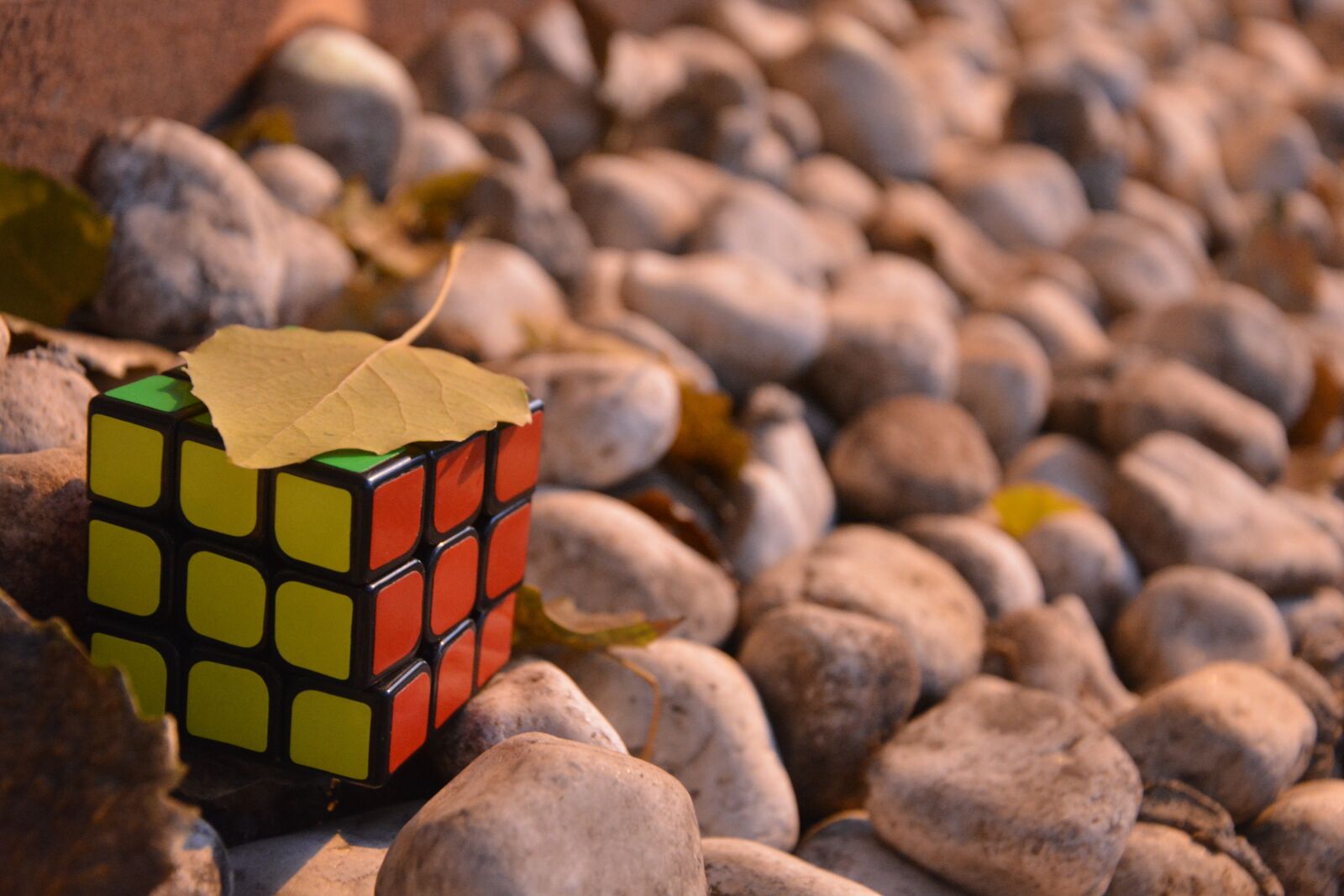 Nikon D5200 sample photo. Small fresh, rubik's cube photography