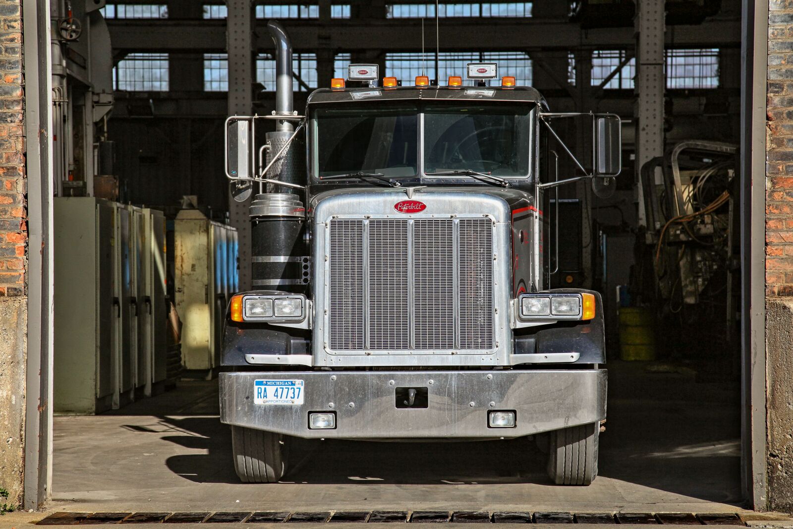Canon EOS 5D Mark II sample photo. Mac truck, garage, industrial photography