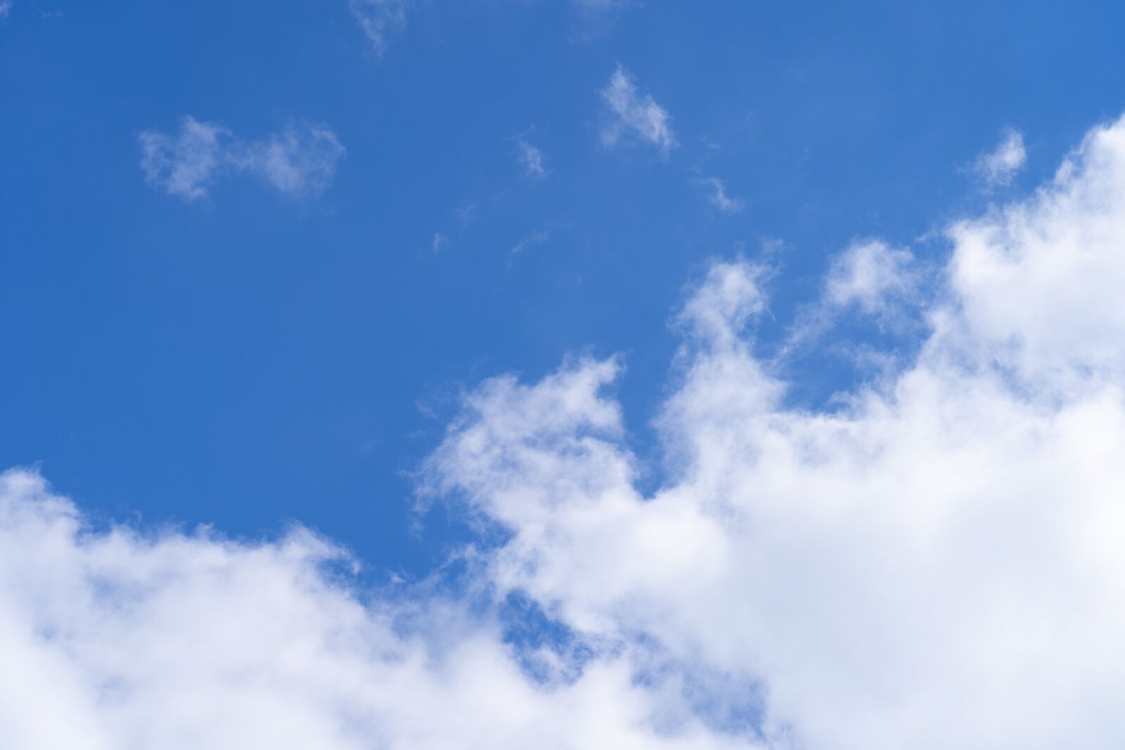 Sony FE 24-105mm F4 G OSS sample photo. The sky, clouds, sky photography