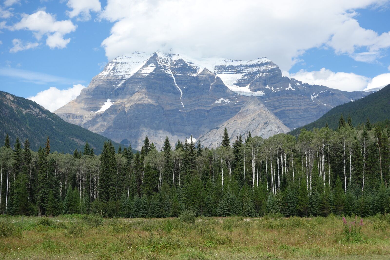 Sony Cyber-shot DSC-RX100 sample photo. Mount, robson, nature photography