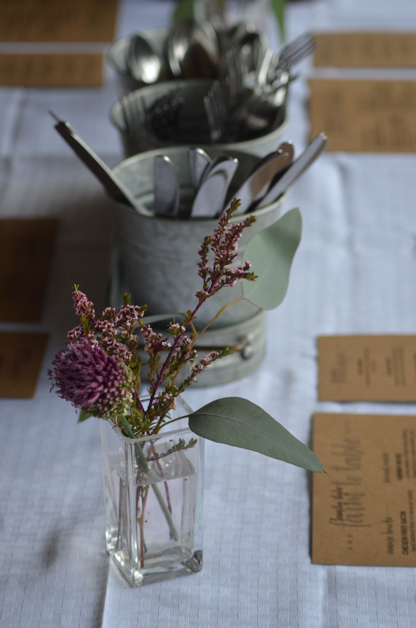 Nikon D7000 sample photo. Decor, table setting, flower photography