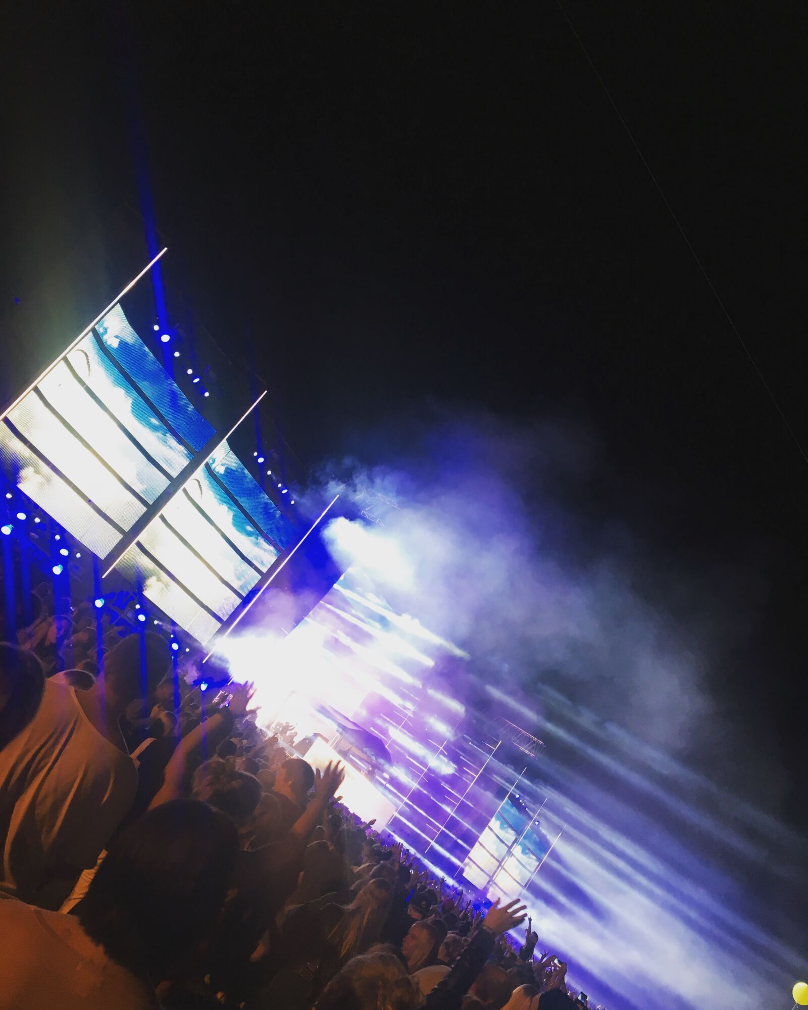 Apple iPhone 6s sample photo. Avicii, concert, edm, love photography