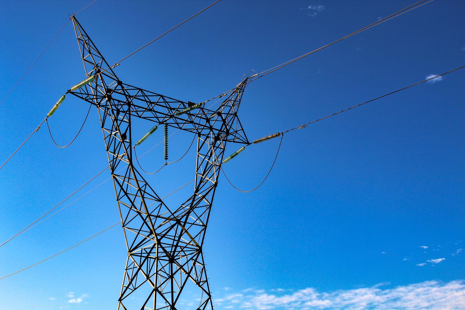 Canon EOS 1300D (EOS Rebel T6 / EOS Kiss X80) sample photo. Electricity, tower, sky photography