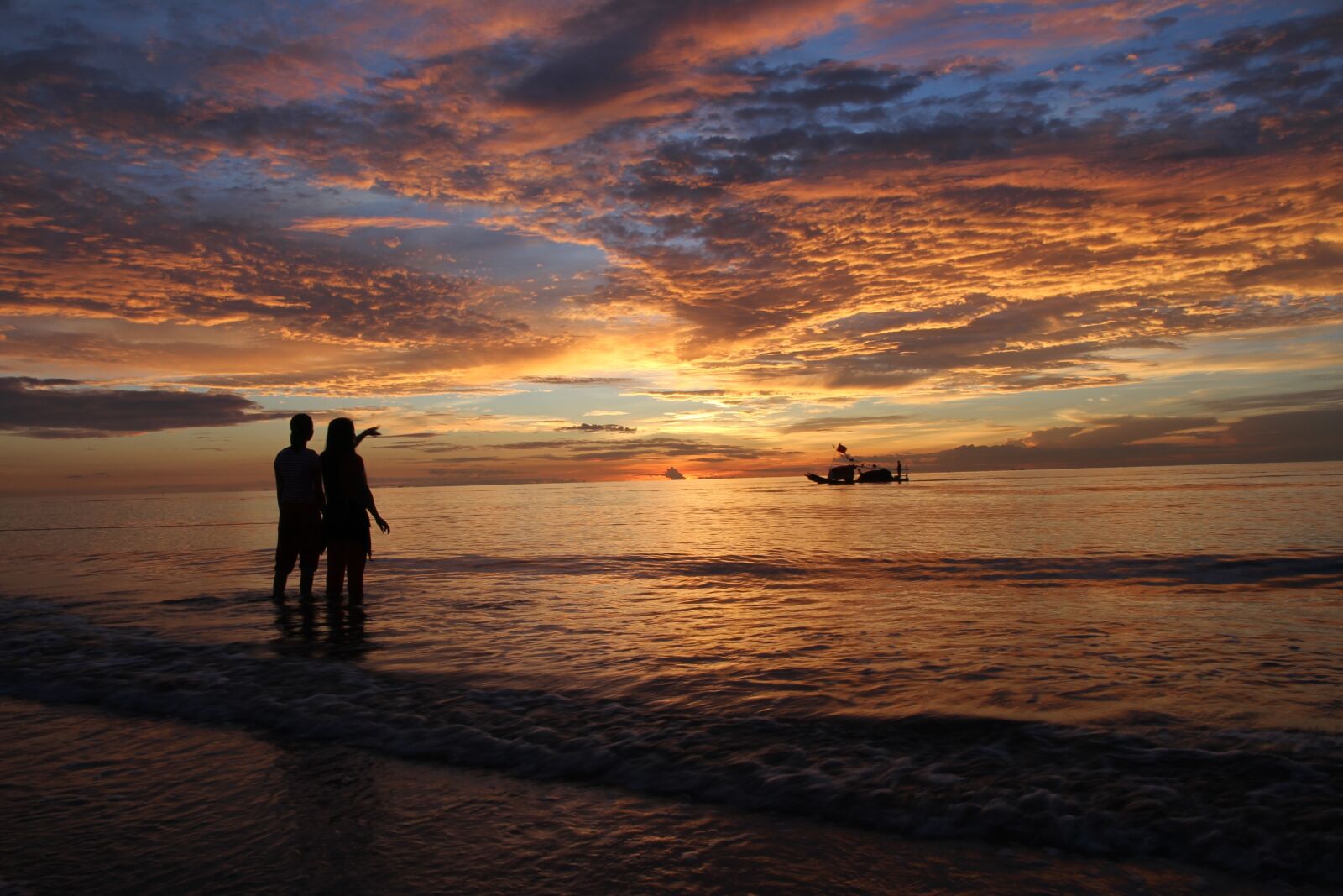 Canon EOS 7D sample photo. Hai hoa beach, vietnam photography