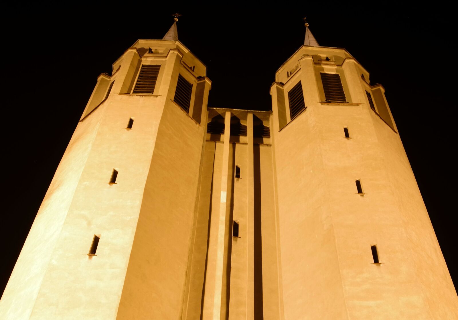 Pentax K-S2 sample photo. Towers, tall, church photography