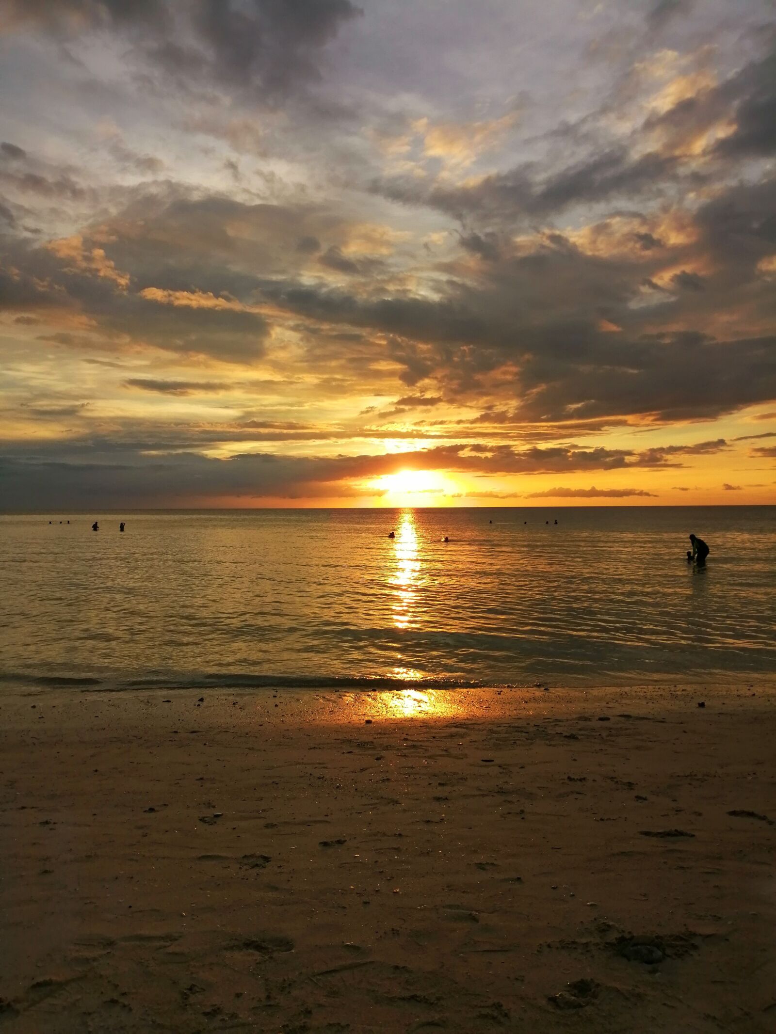 HUAWEI JKM-LX2 sample photo. Sunset, sea, ocean photography