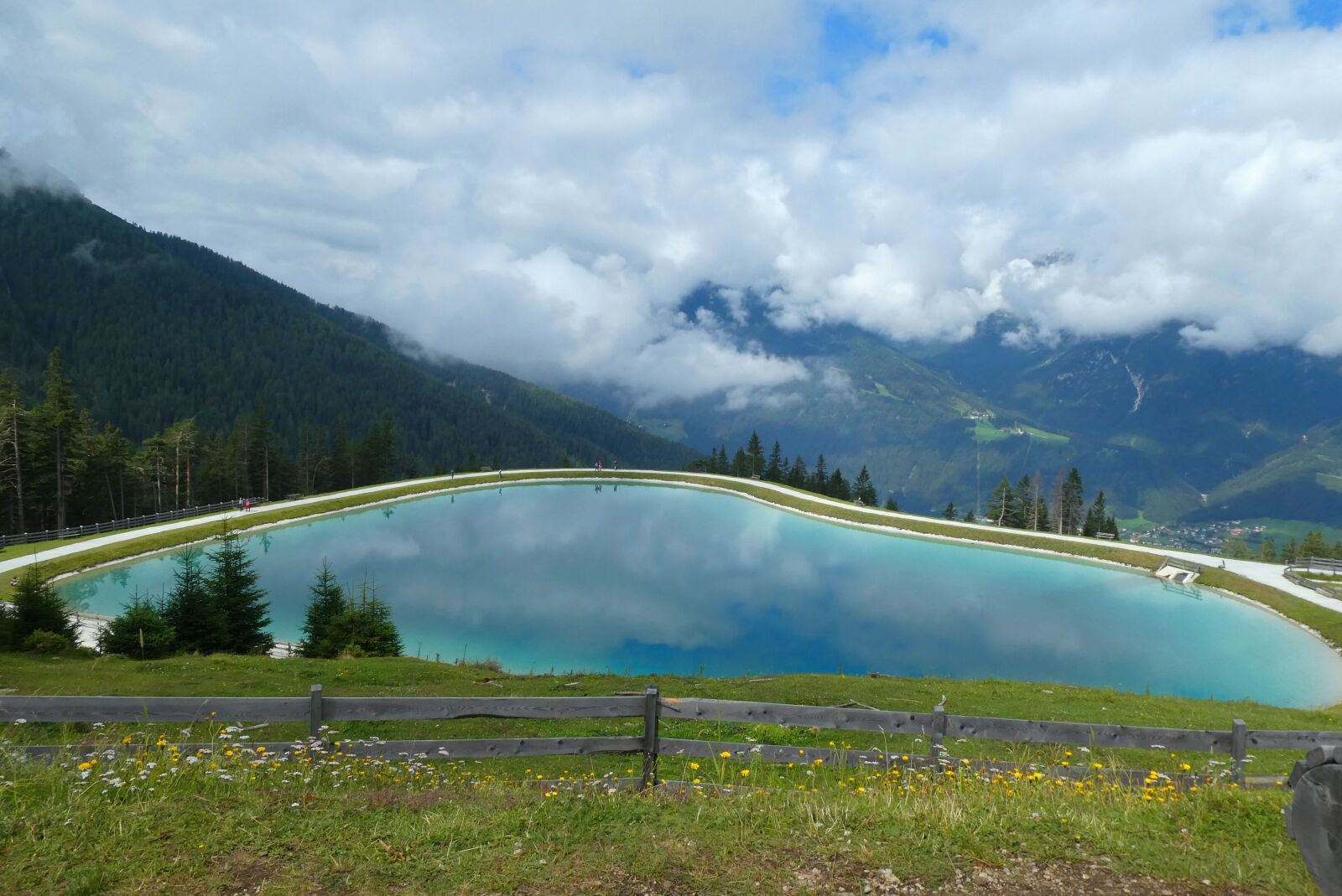 Panasonic Lumix DC-ZS70 (Lumix DC-TZ90) sample photo. Mountain, mountain lake, alps photography