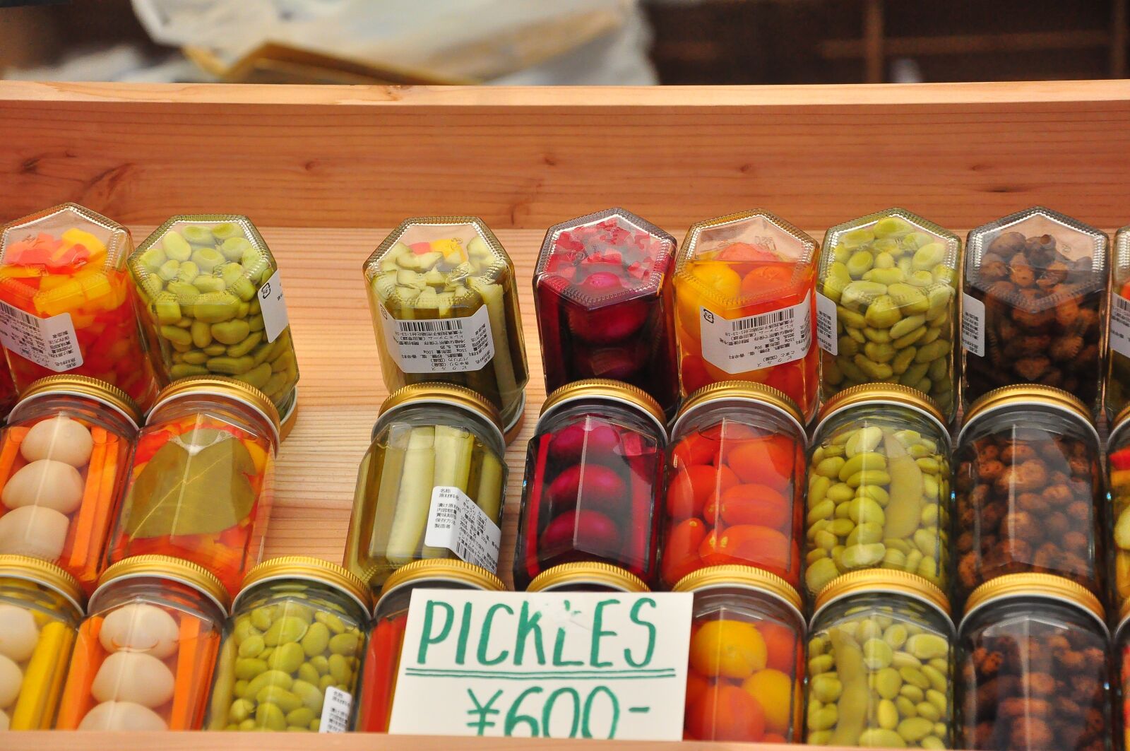 Nikon D90 sample photo. Farmers' market, pickles, colourful photography