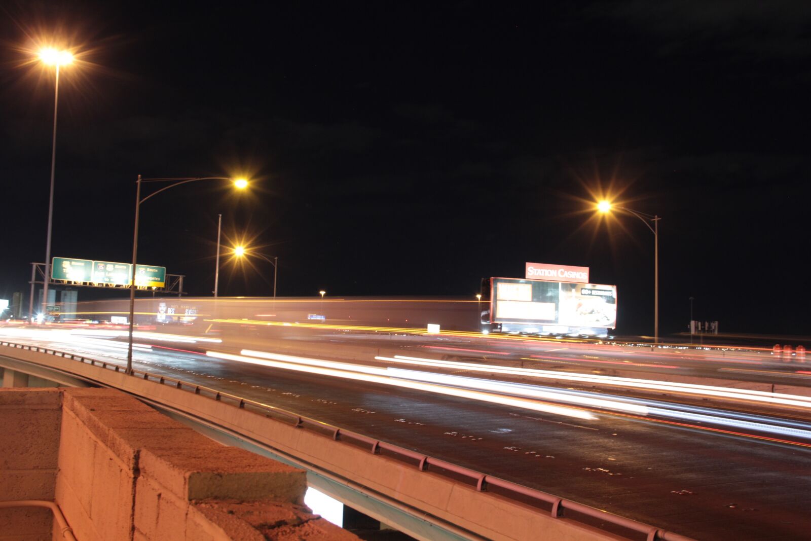 Canon EOS 60D sample photo. Las vegas, highway, 95th photography
