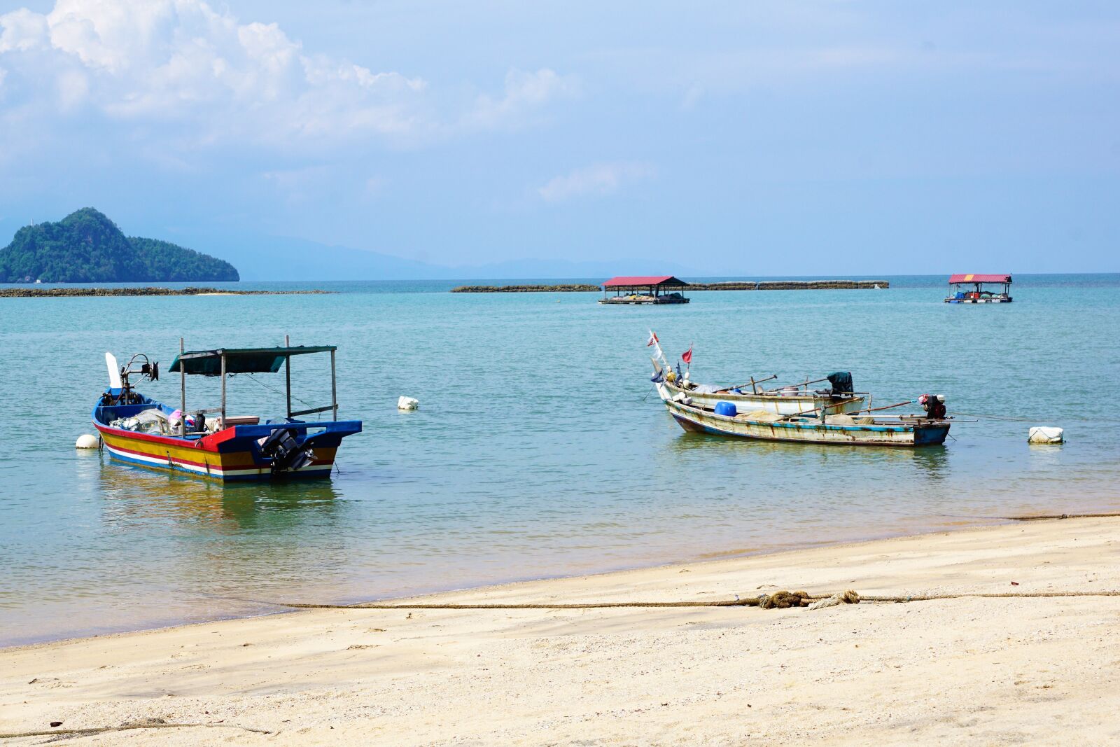 Sony DT 16-50mm F2.8 SSM sample photo. Boat, sea, waters photography