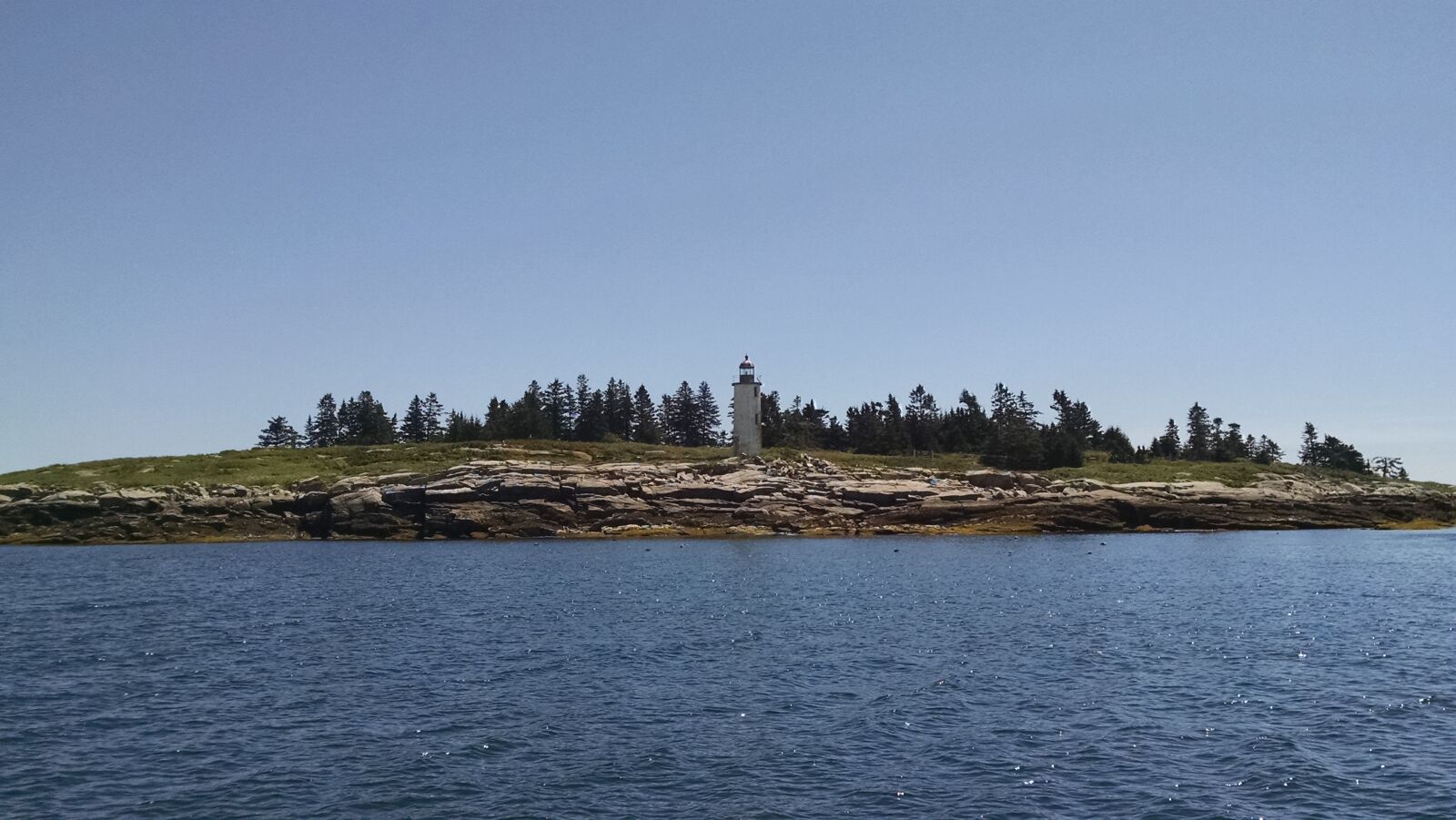 Motorola Moto X (1st Gen) sample photo. Lighthouse, ocean, sea photography