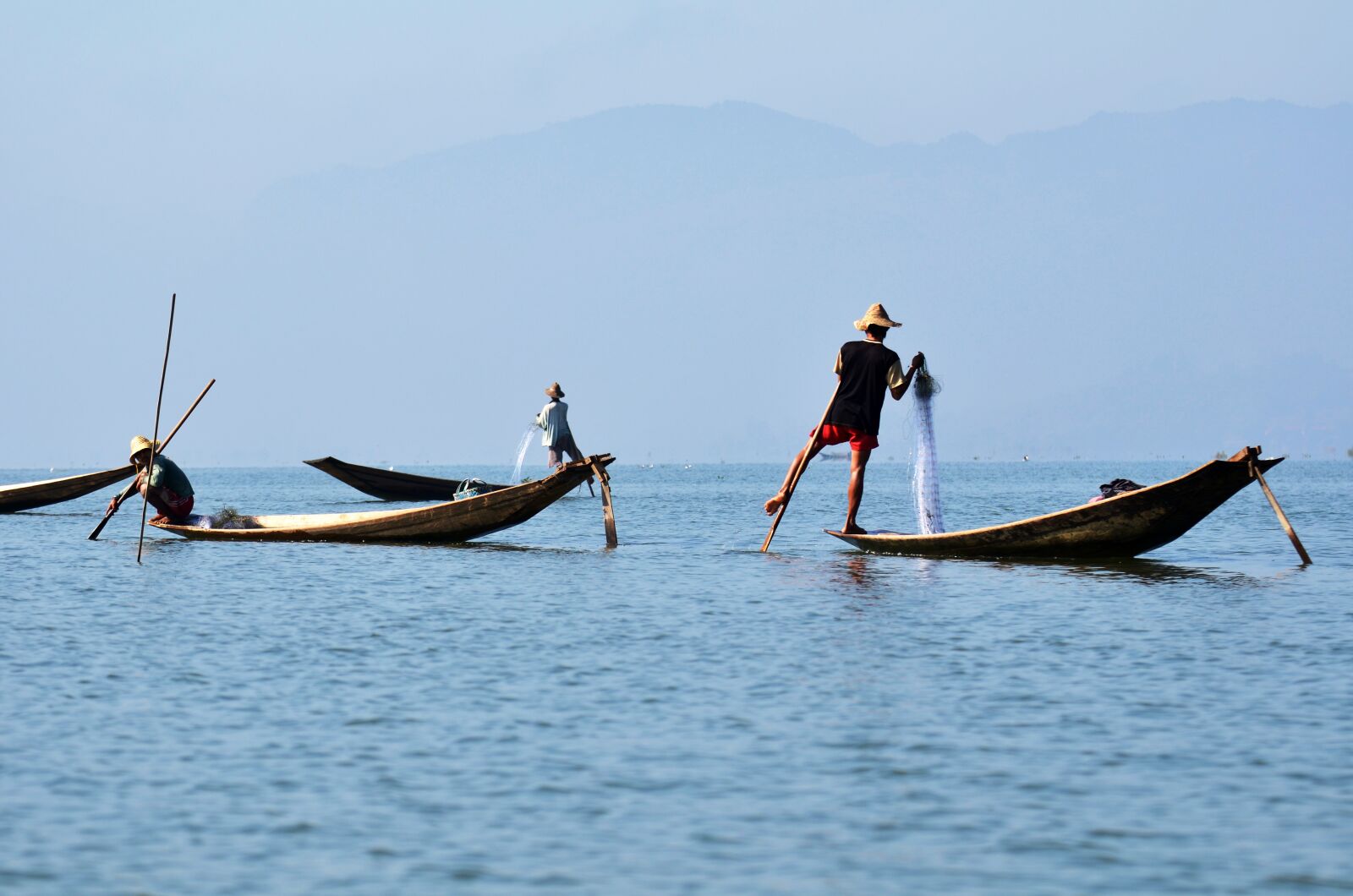 Nikon D7000 sample photo. Inlelake, inle lake, single-leg-rowers photography