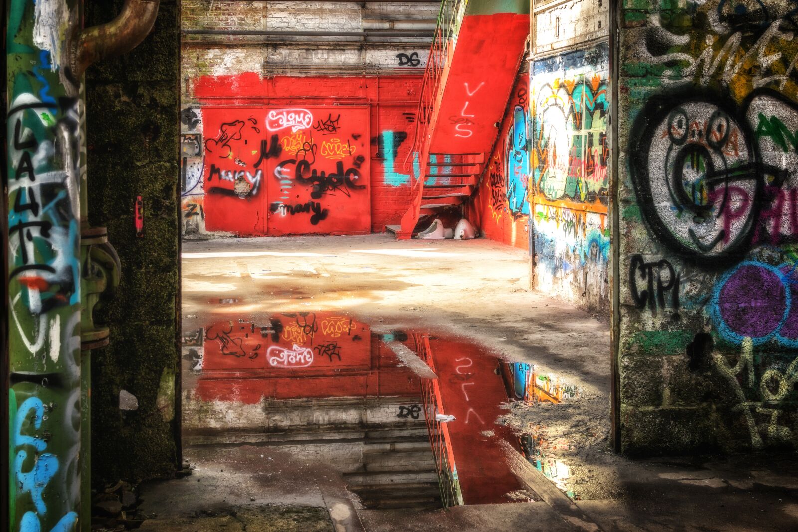 Nikon D3300 sample photo. Lost places, pforphoto, graffiti photography
