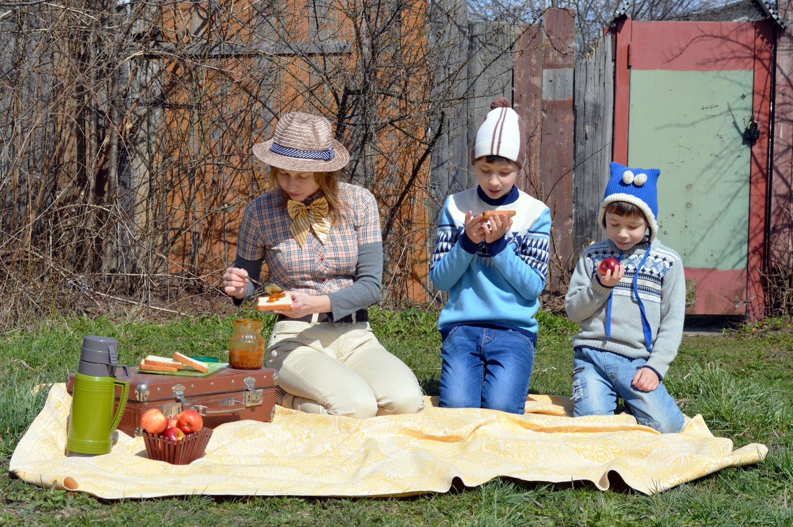 Nikon D3200 sample photo. Mom, mother, family photography
