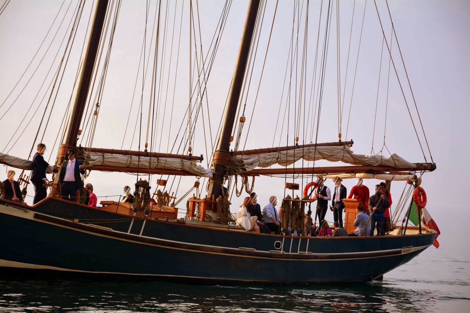 Nikon D7100 sample photo. Sailing ship, tourists, lake photography