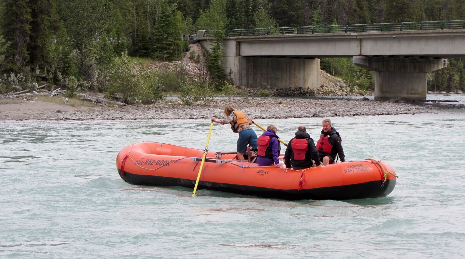 Canon PowerShot SX220 HS sample photo. Adventurous, cruise, rapids photography