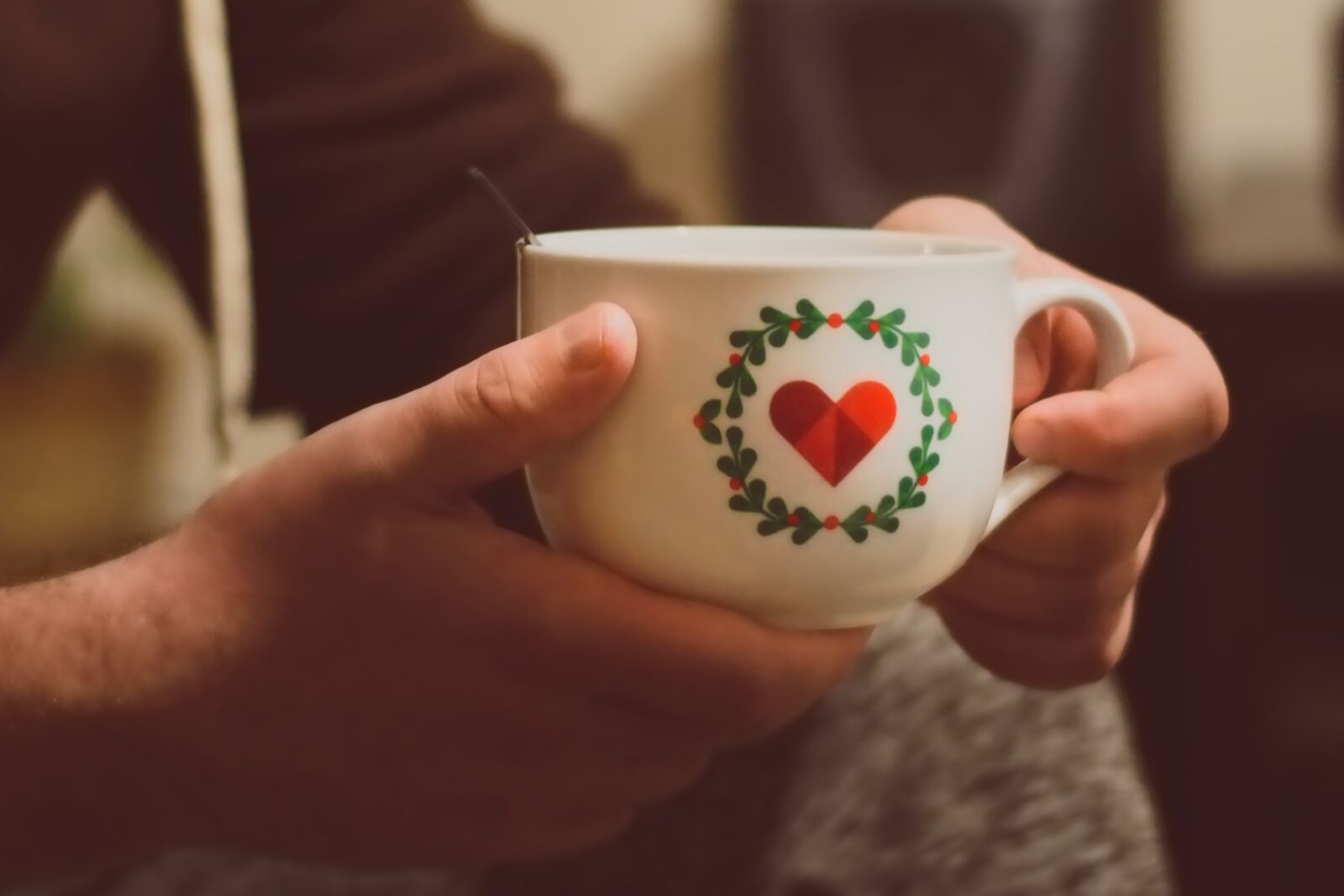 Nikon D5500 sample photo. Cup, hand, people photography