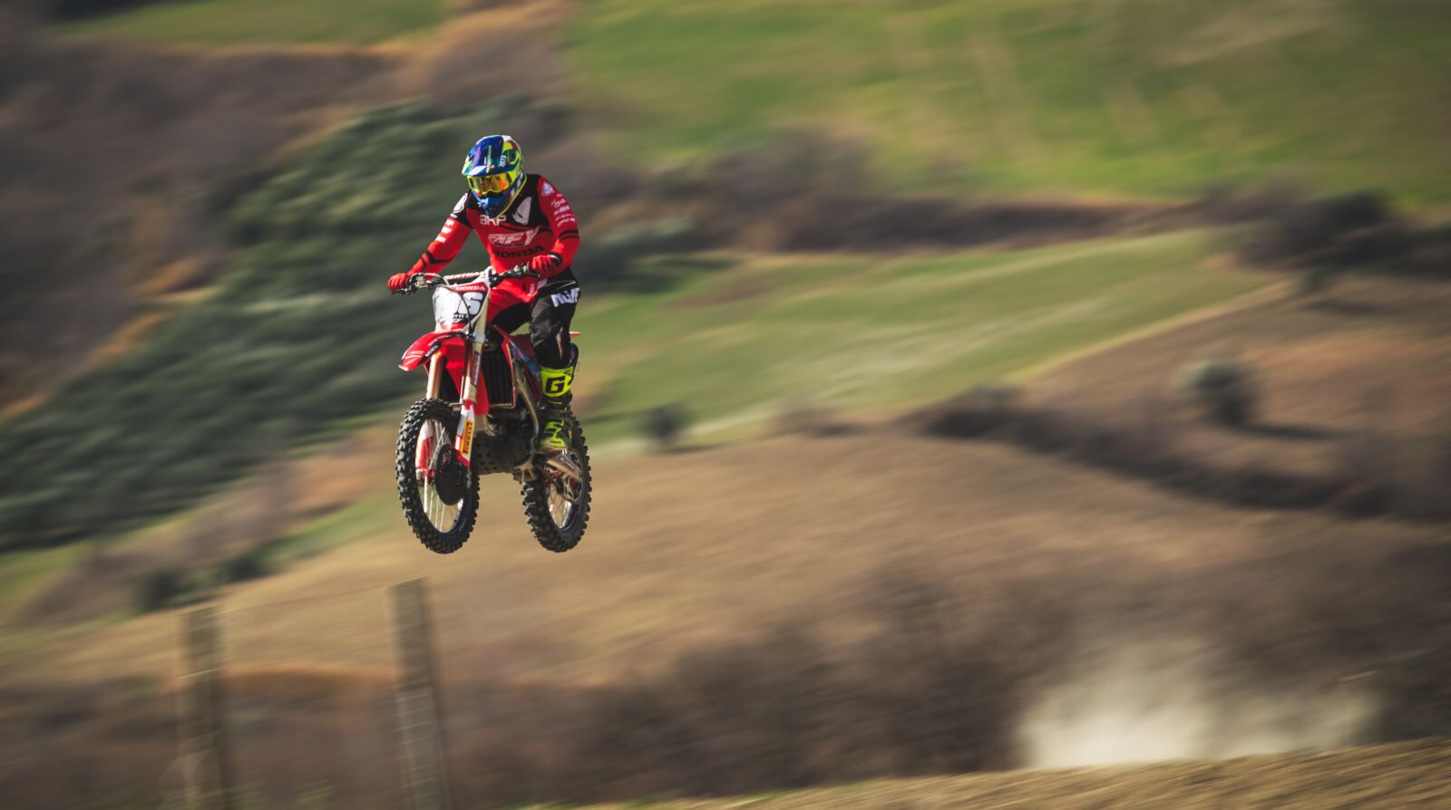 Tamron 70-210mm F4 Di VC USD sample photo. Motocross, jump, race photography