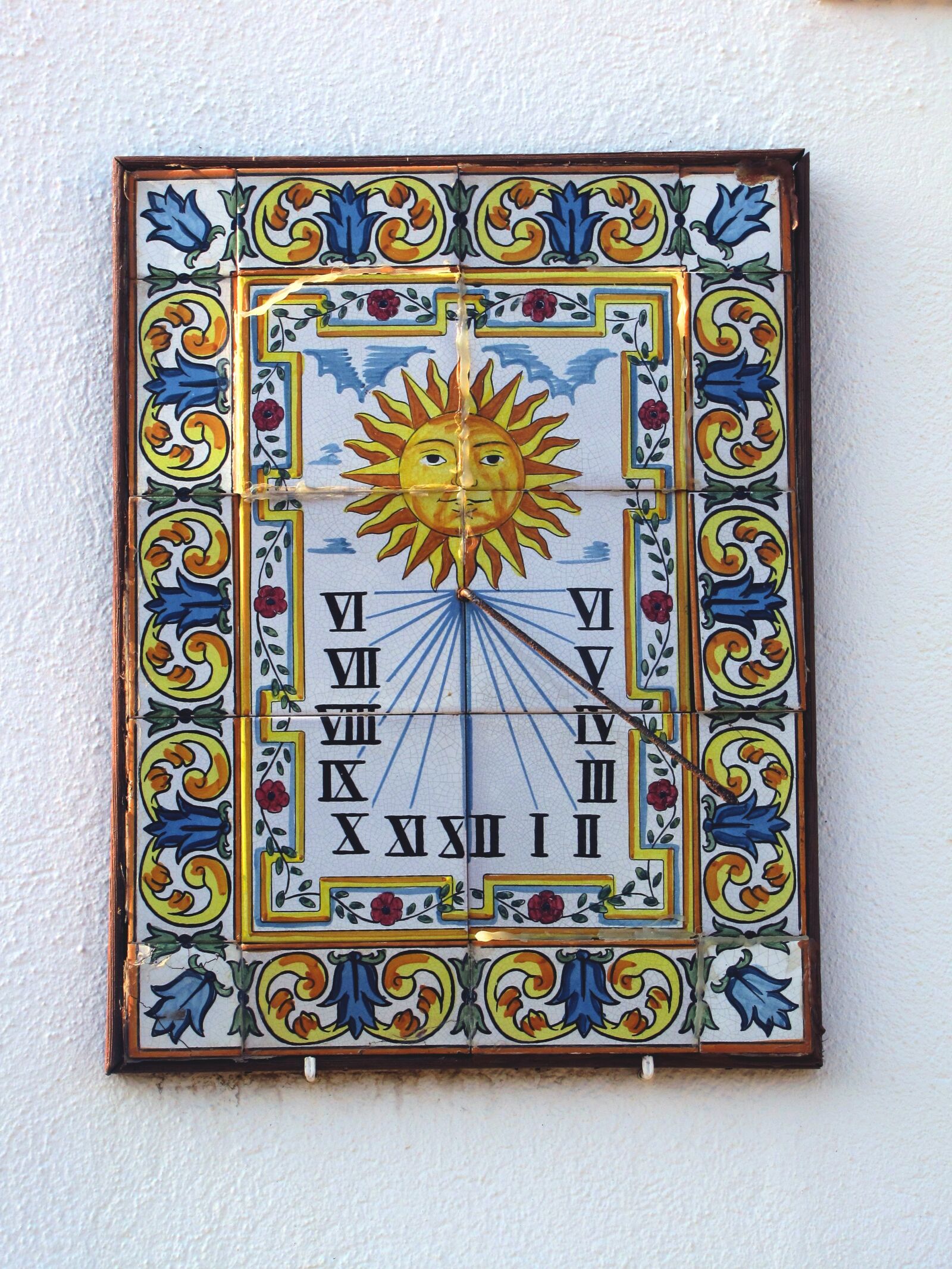 Canon PowerShot SX10 IS sample photo. Sundial, sun, time photography