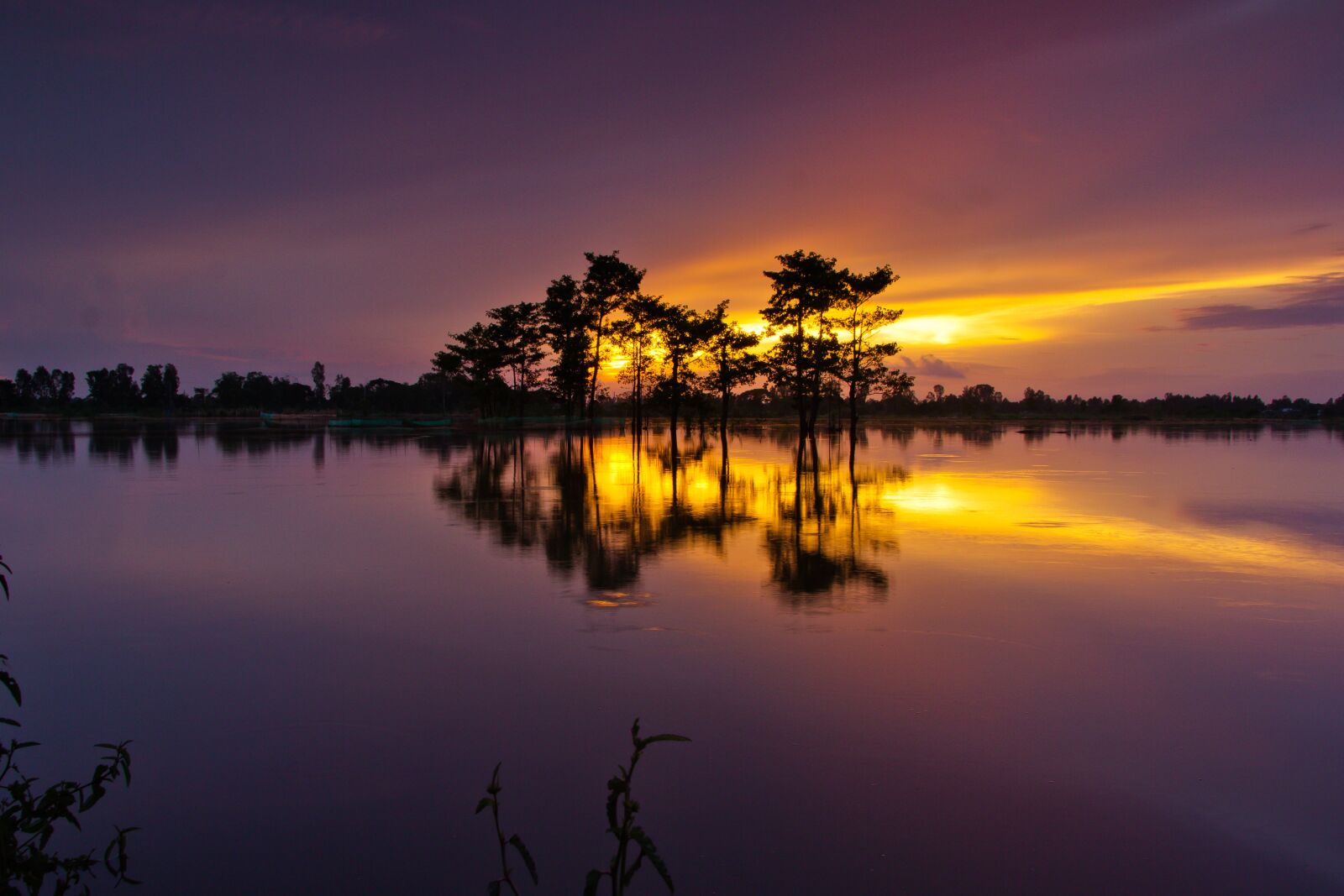 Canon EOS 60D sample photo. Water, reflection, dawn photography