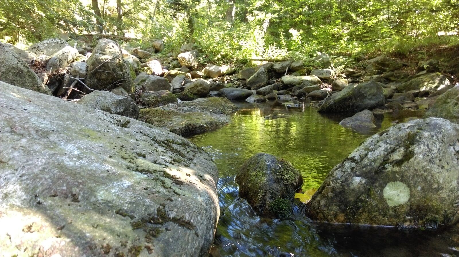 HTC DESIRE 820 sample photo. Boulder, water, river photography