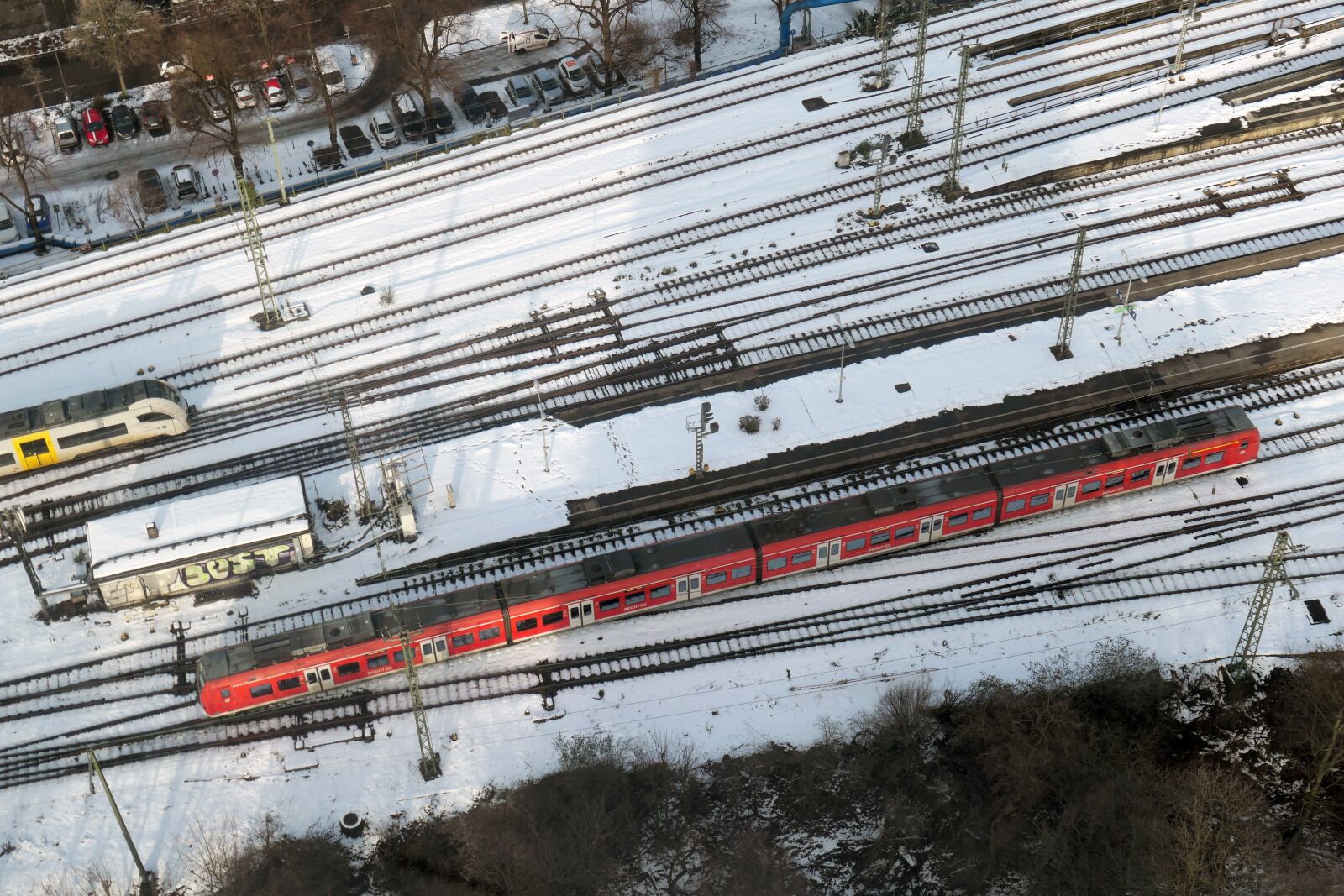 Panasonic DC-TZ200 sample photo. Aerial, train, snow photography