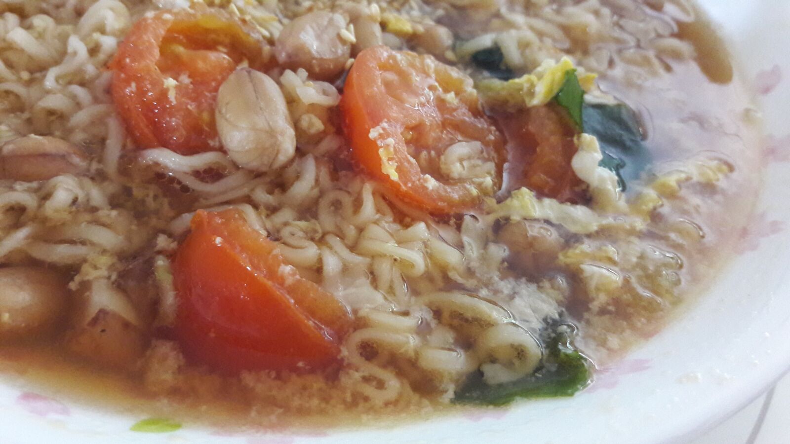 Samsung Galaxy A5(2016) sample photo. Noodle, tomato, egg noodle photography