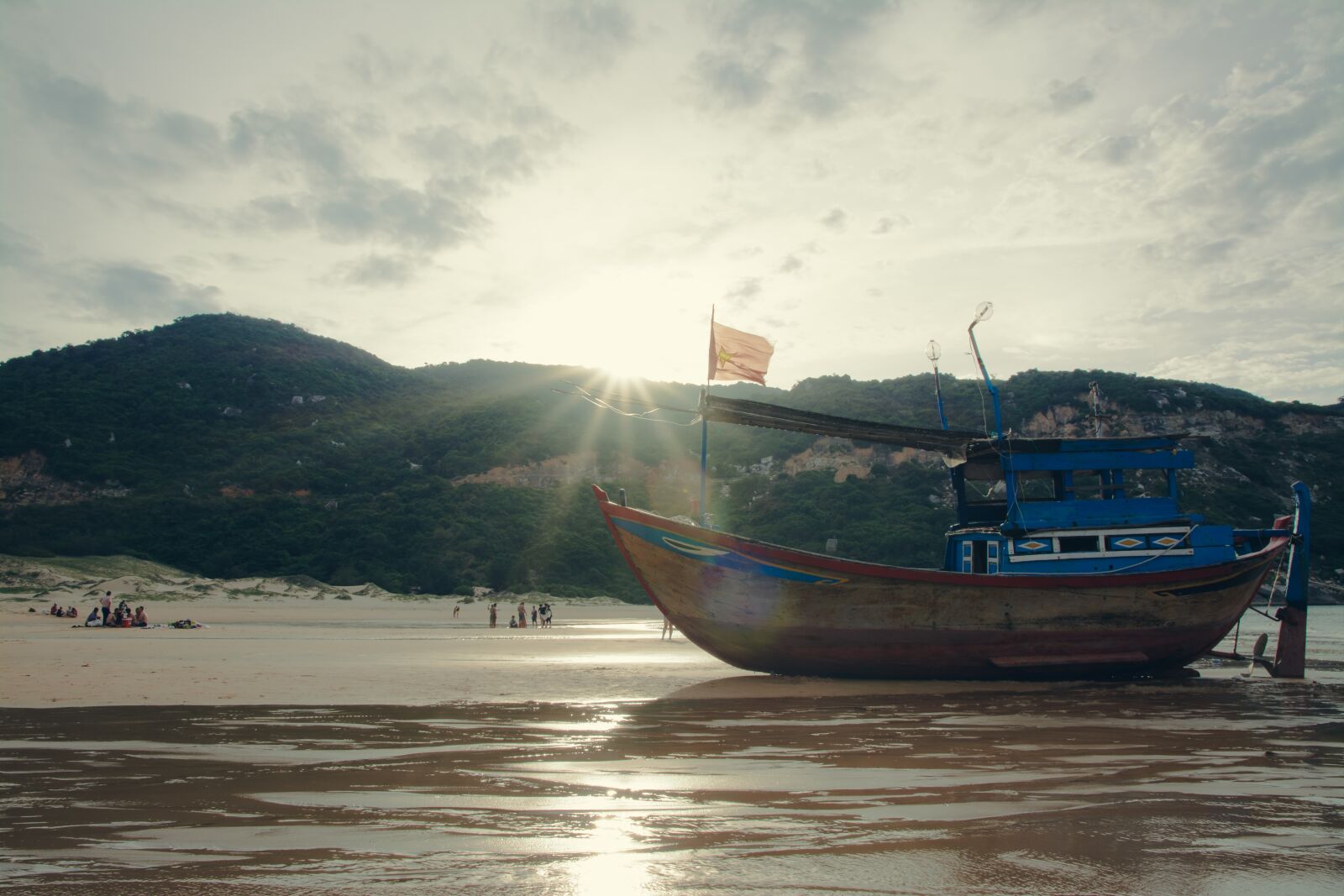 Nikon D7100 sample photo. Boat, sea, ocean photography