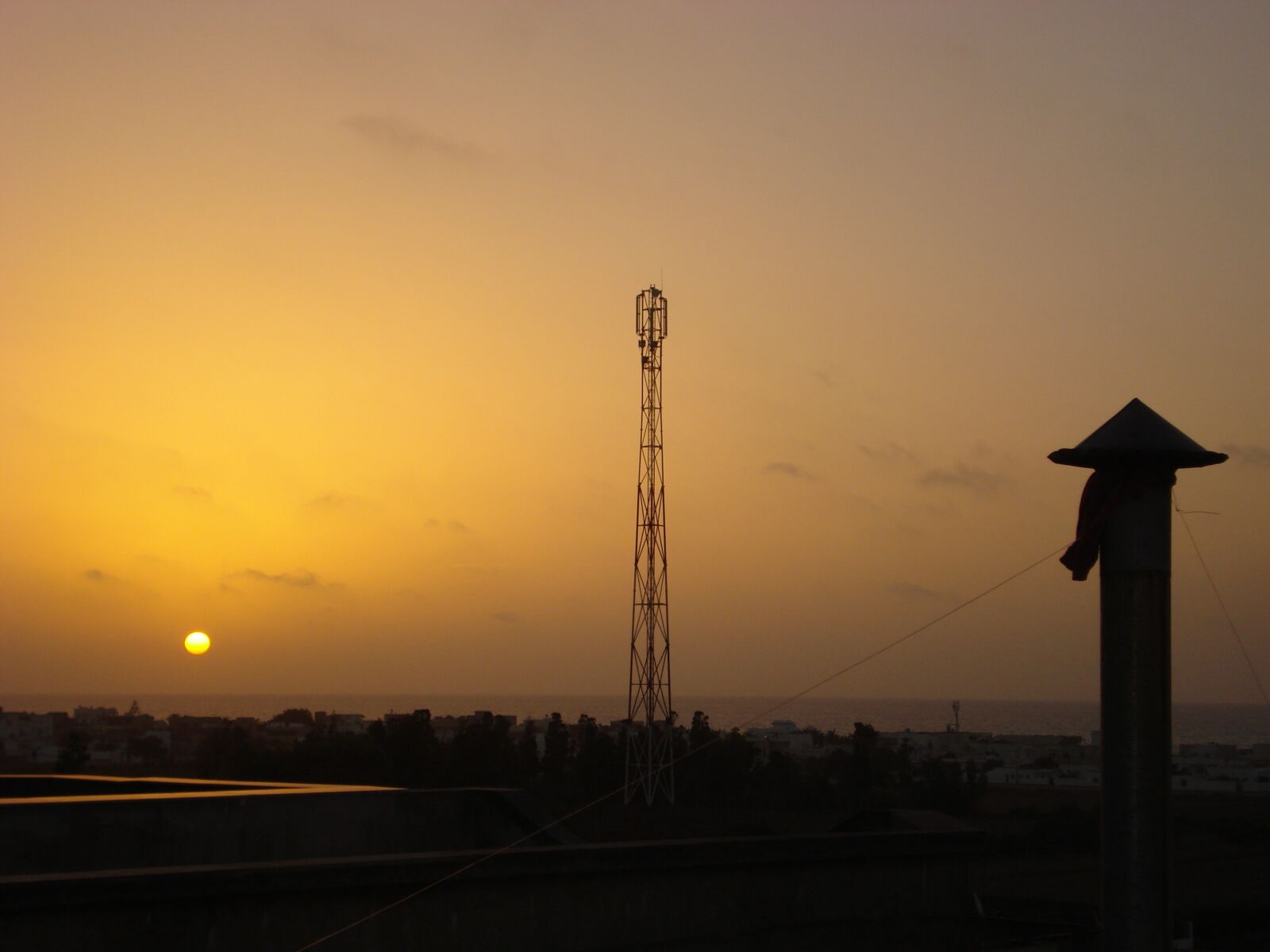 Sony DSC-W55 sample photo. Sunrise, tunisia, sea photography