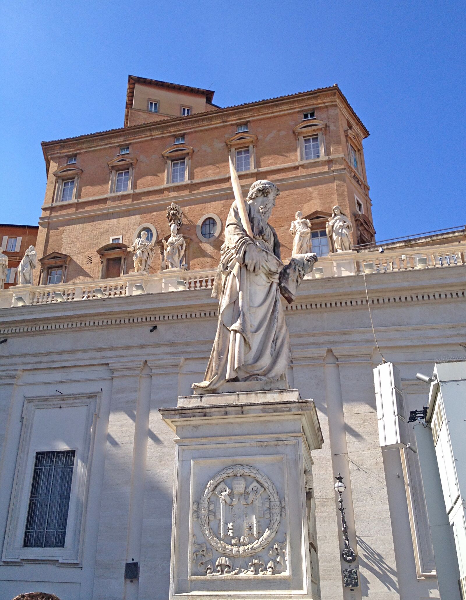 iPhone 4S back camera 4.28mm f/2.4 sample photo. Rome, saint peter's square photography