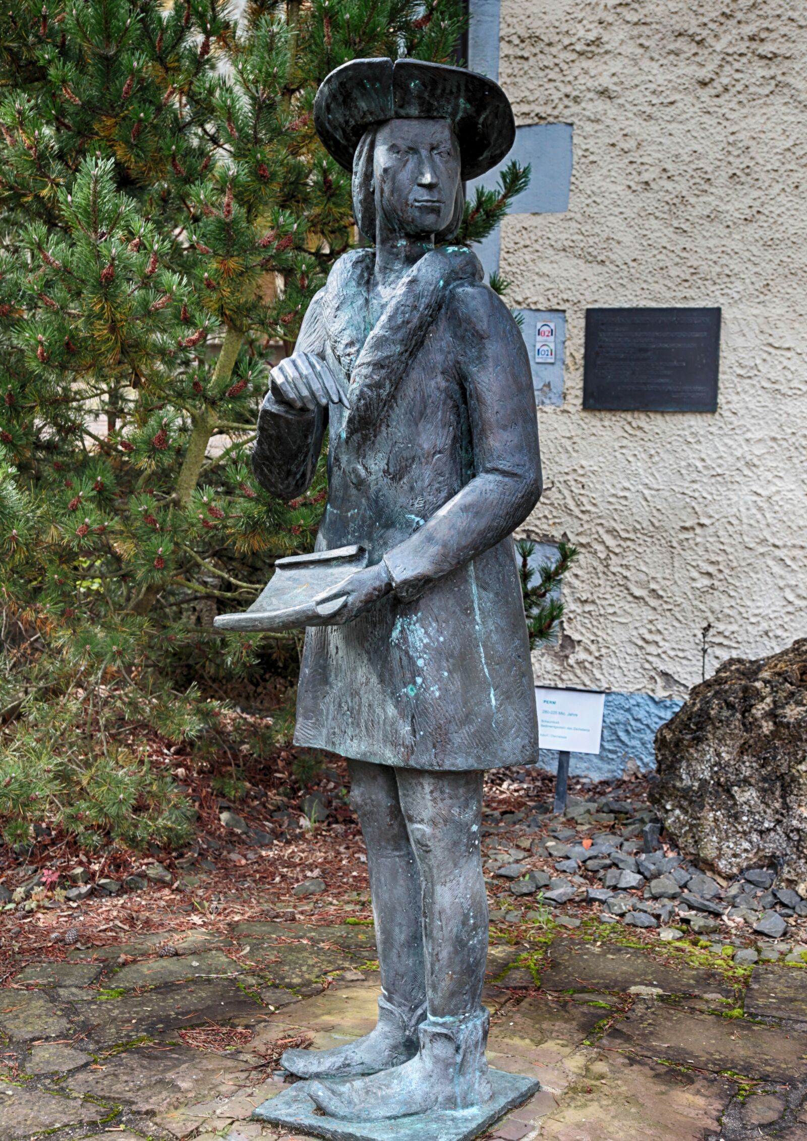 Canon EOS 5D Mark II sample photo. Sculpture, bronze sculpture, bronze photography