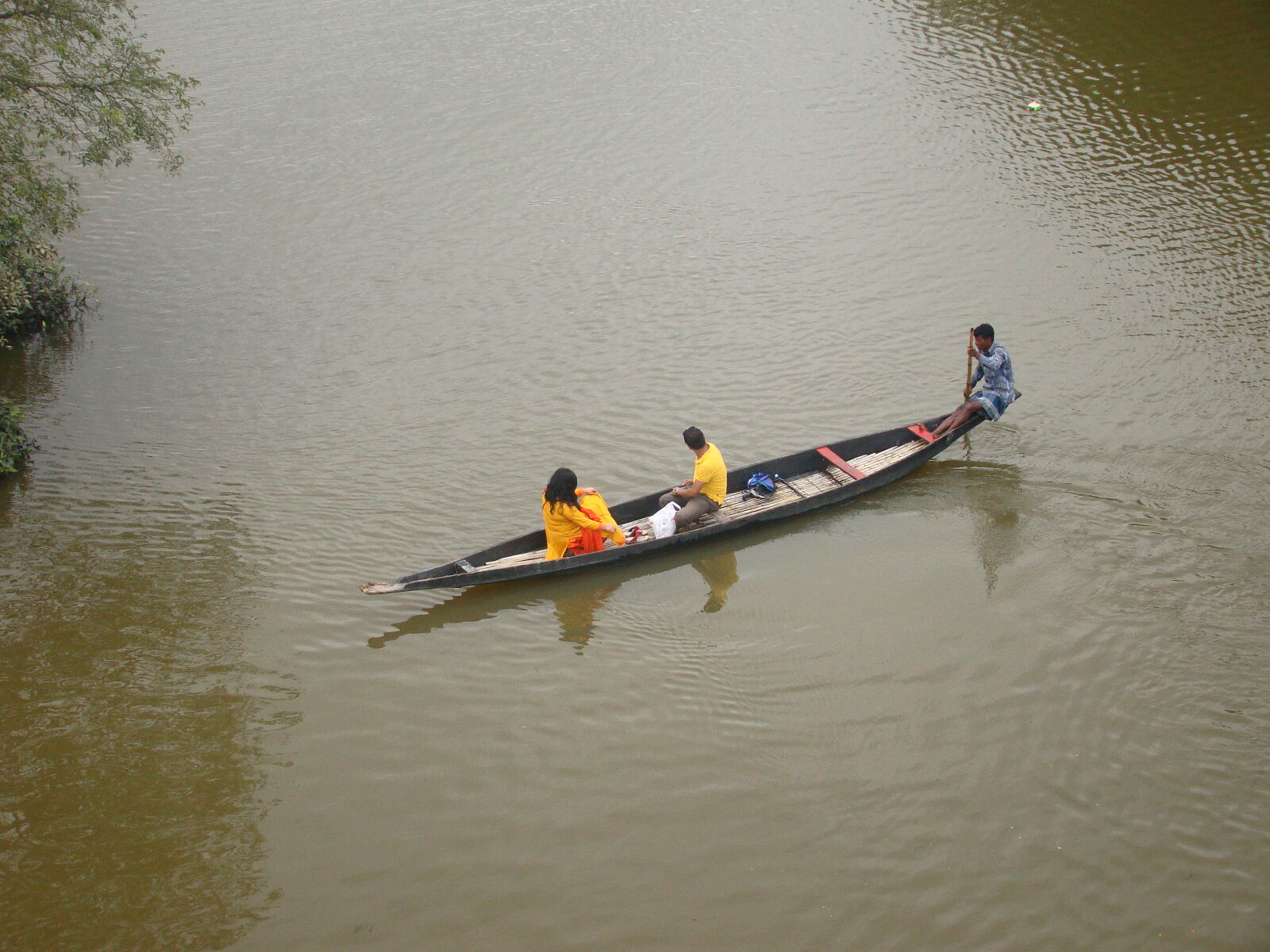 Sony Cyber-shot DSC-H50 sample photo. Boat photography