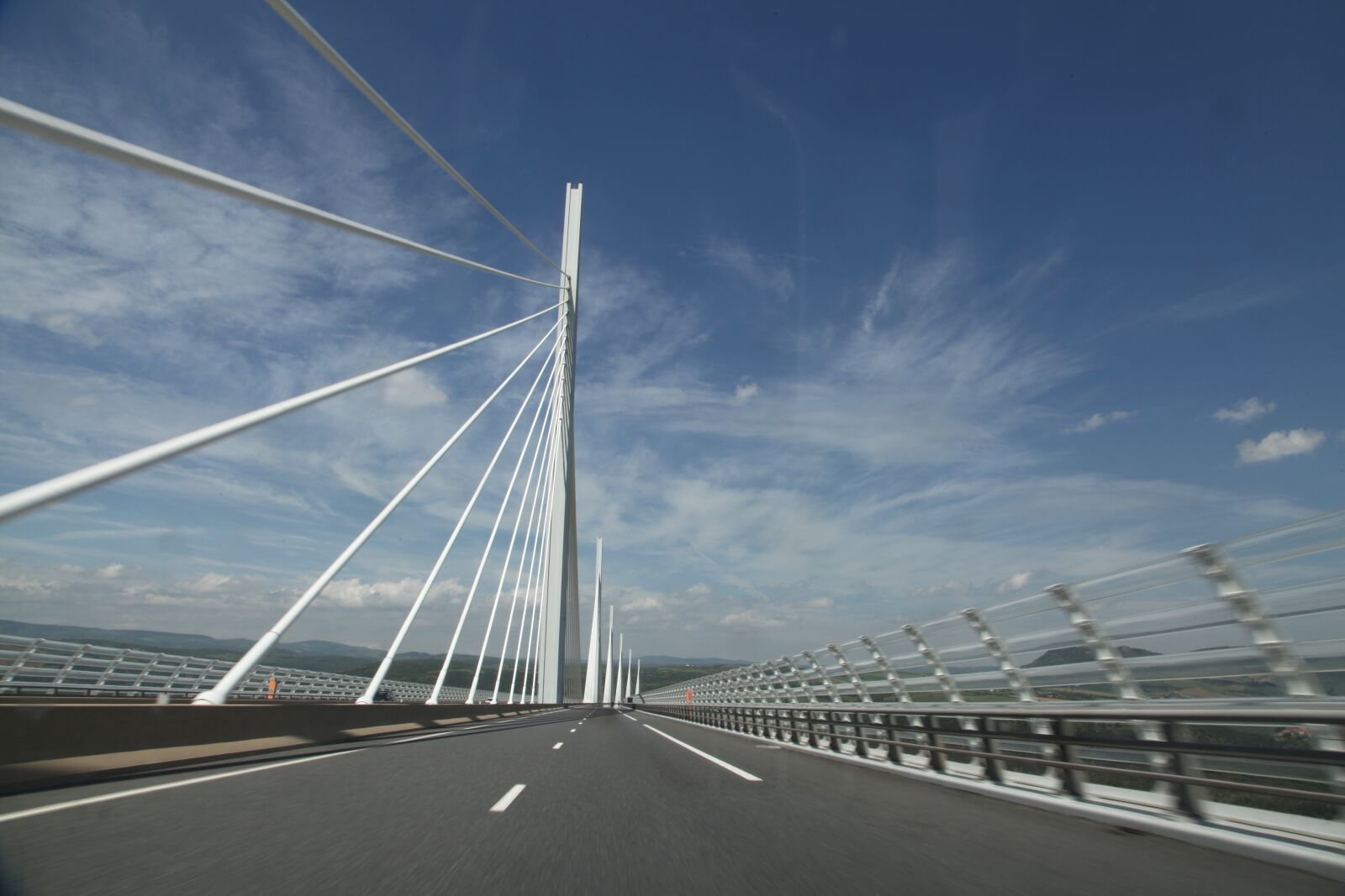 Canon EOS 5D Mark II sample photo. Transport, road, traffic photography