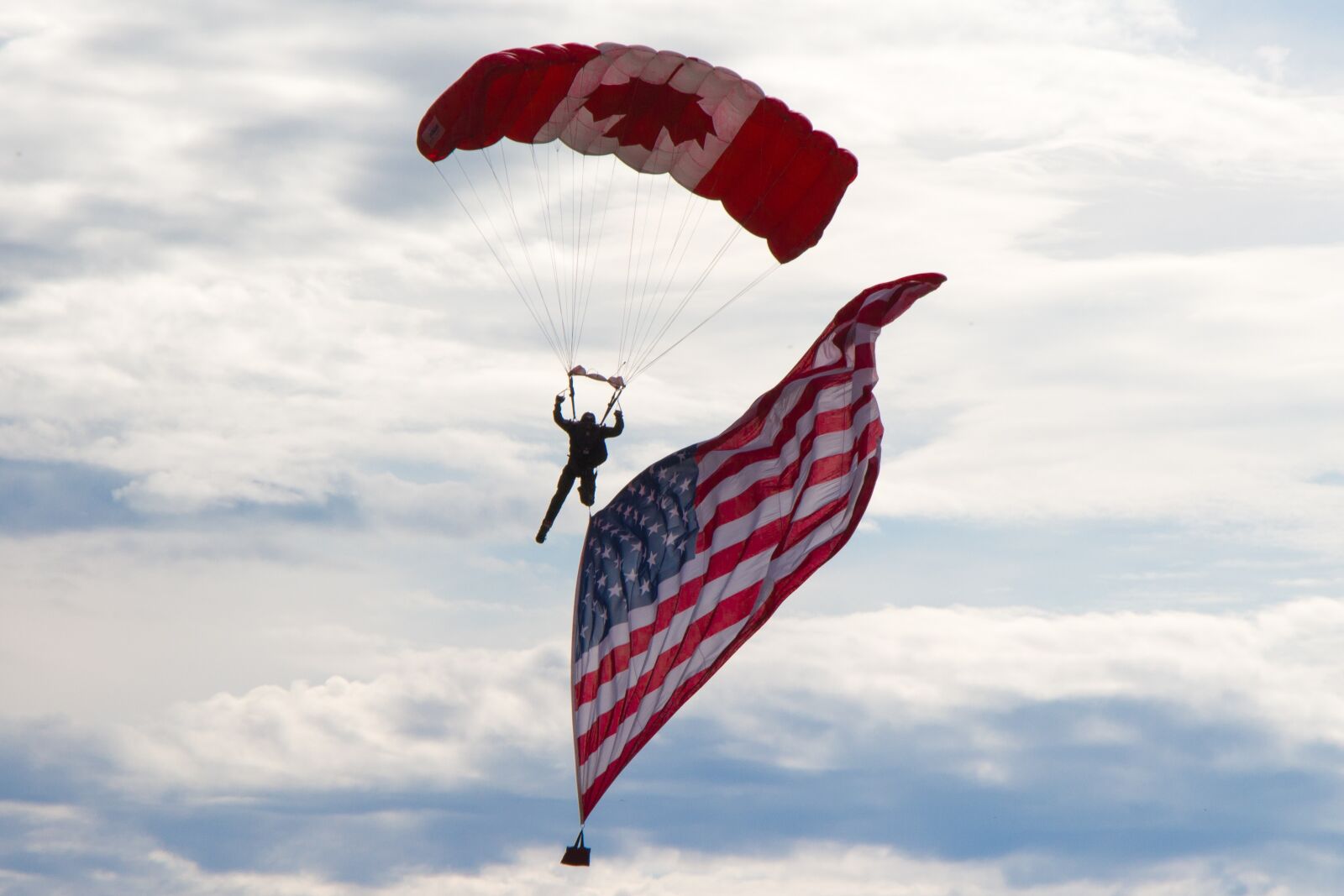 Canon EOS 700D (EOS Rebel T5i / EOS Kiss X7i) sample photo. Skydiver, usa flag, canadian photography