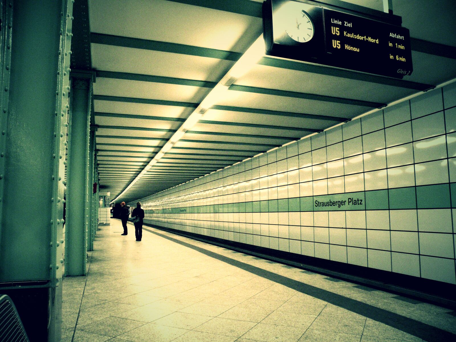 Nikon Coolpix P80 sample photo. Germany, subway, underground photography