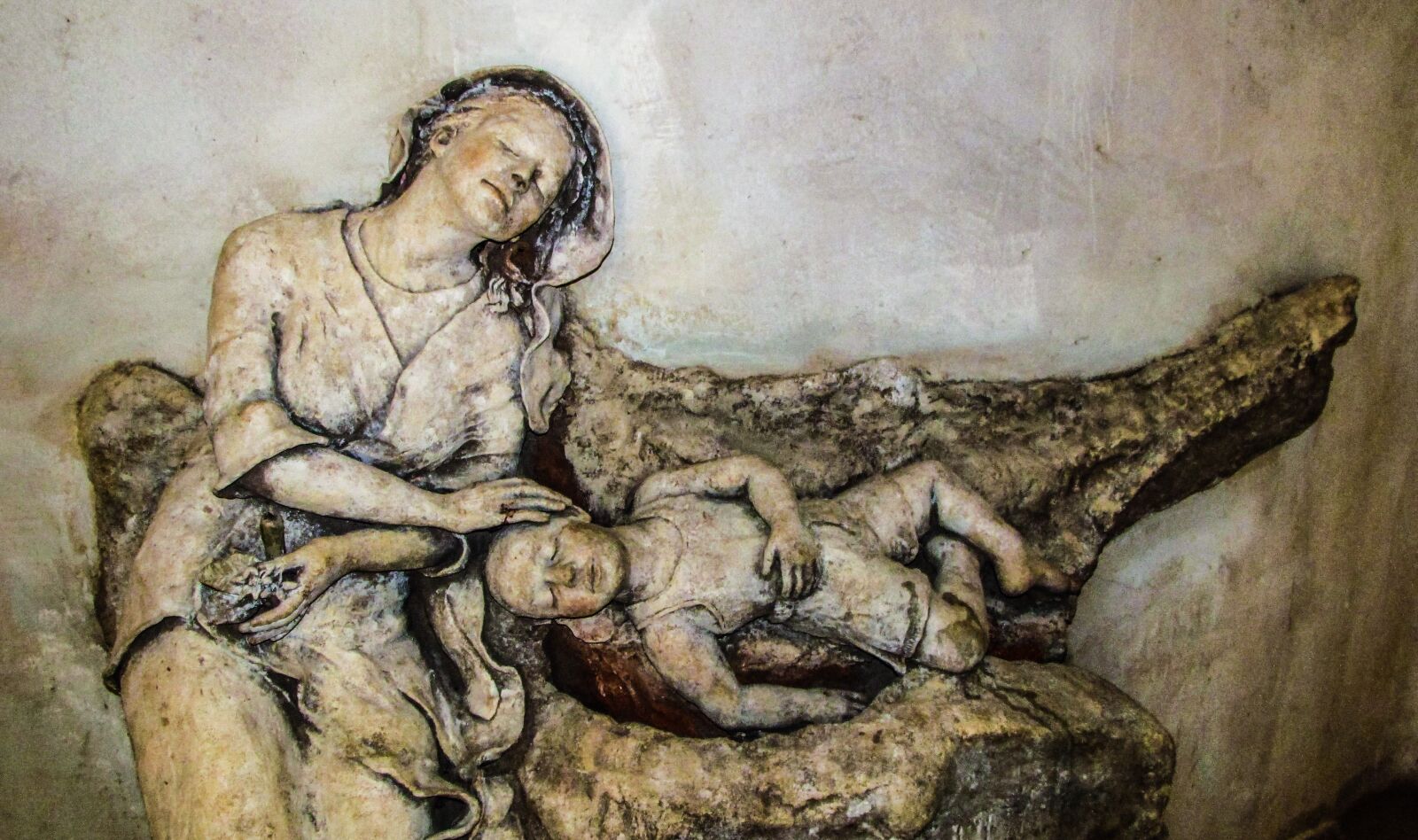 Canon PowerShot SX400 IS sample photo. Refugee, mother and child photography