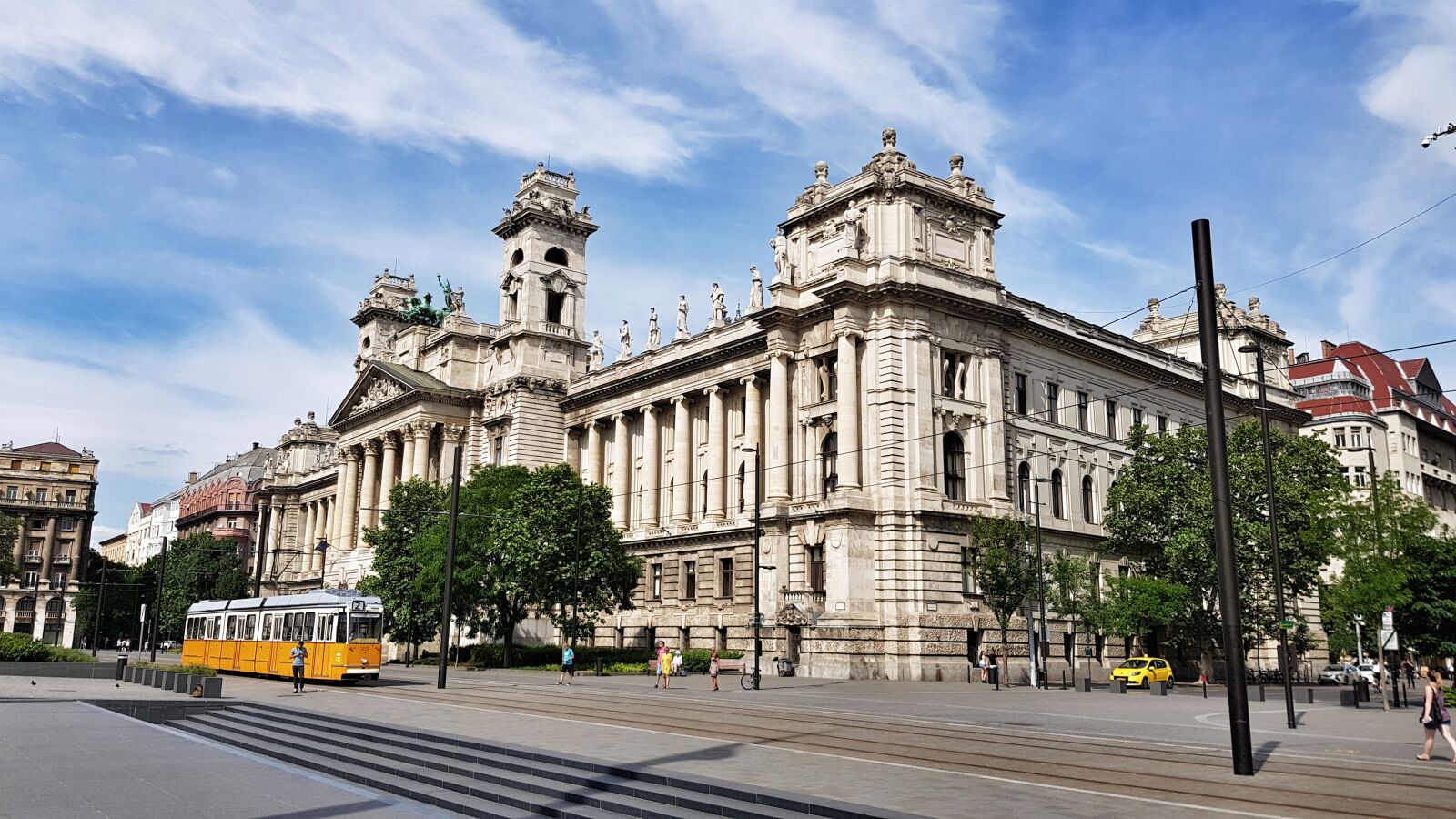 Samsung Galaxy S8 sample photo. Budapest, architecture, building photography