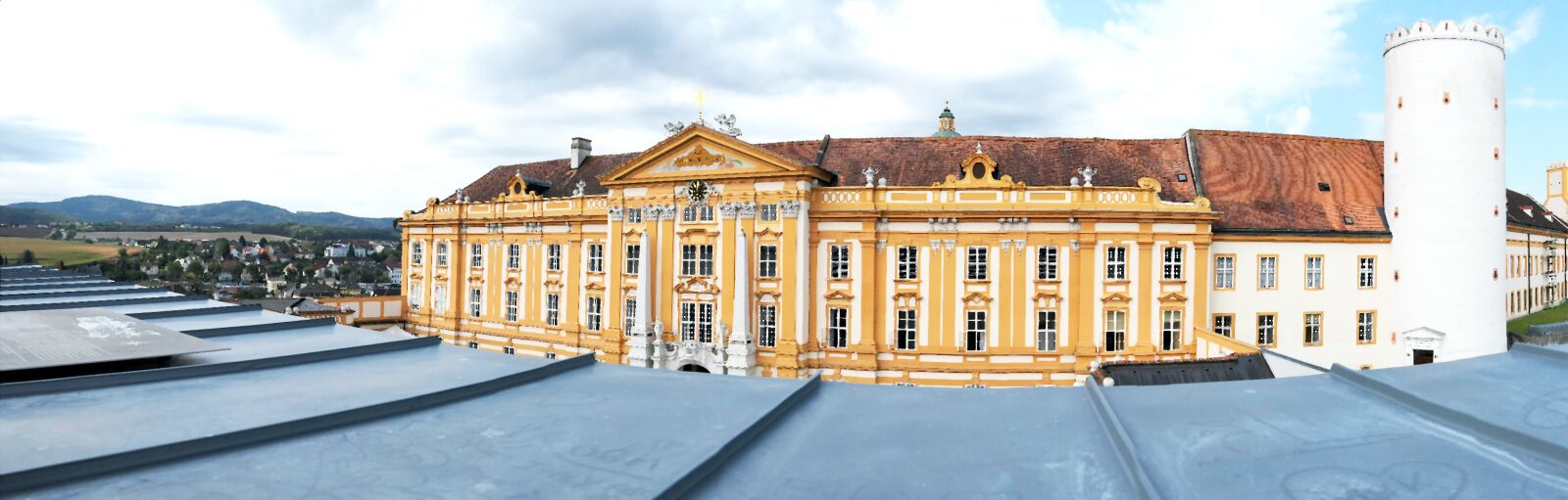 Panasonic Lumix DMC-LX10 (Lumix DMC-LX15) sample photo. Pin melk, monastery, world photography
